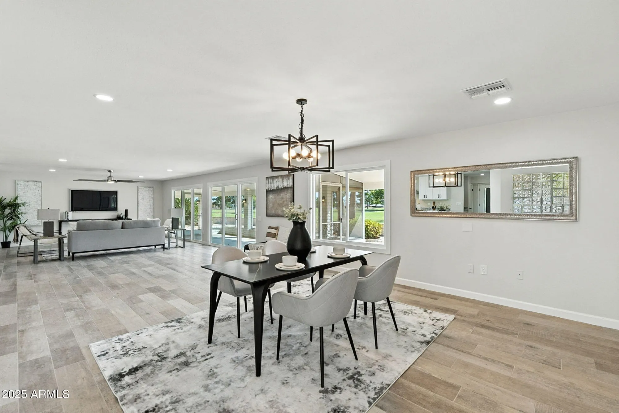 Property Slideshow image 33 of 66 | 9735 w country club dr, Sun City, AZ, 85373