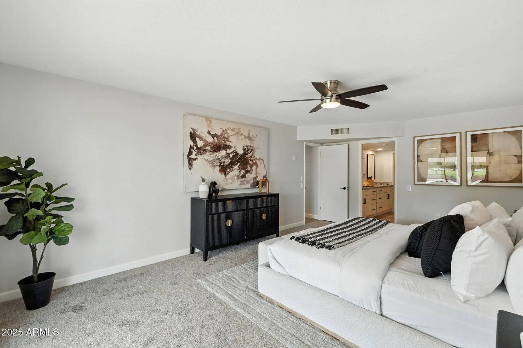 Property Slideshow image 42 of 66 | 9735 w country club dr, Sun City, AZ, 85373