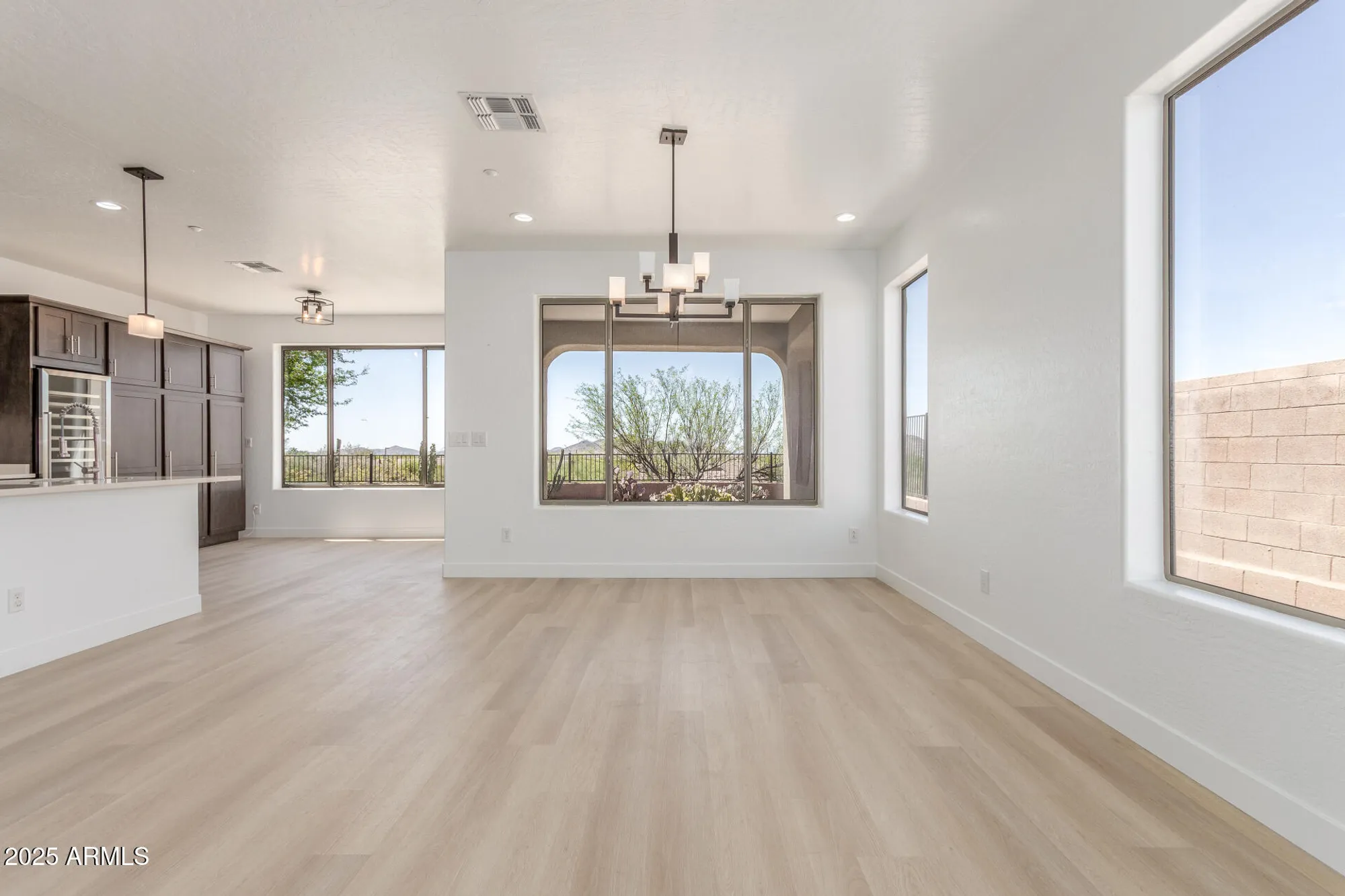 Property Slideshow image 7 of 53 | 41401 n maidstone ct, Anthem, AZ, 85086