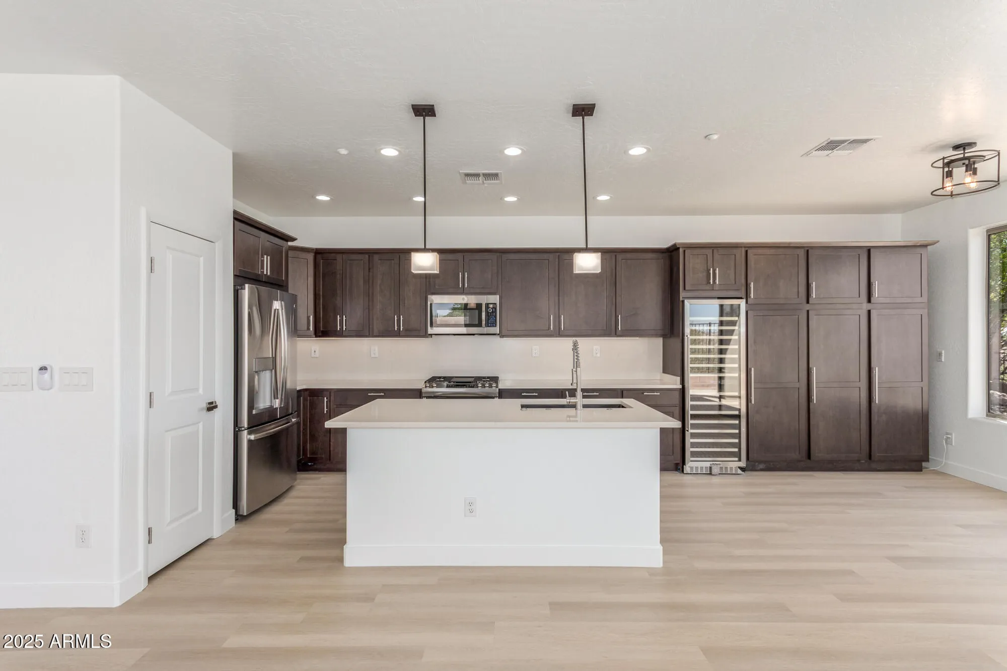 Property Slideshow image 9 of 53 | 41401 n maidstone ct, Anthem, AZ, 85086