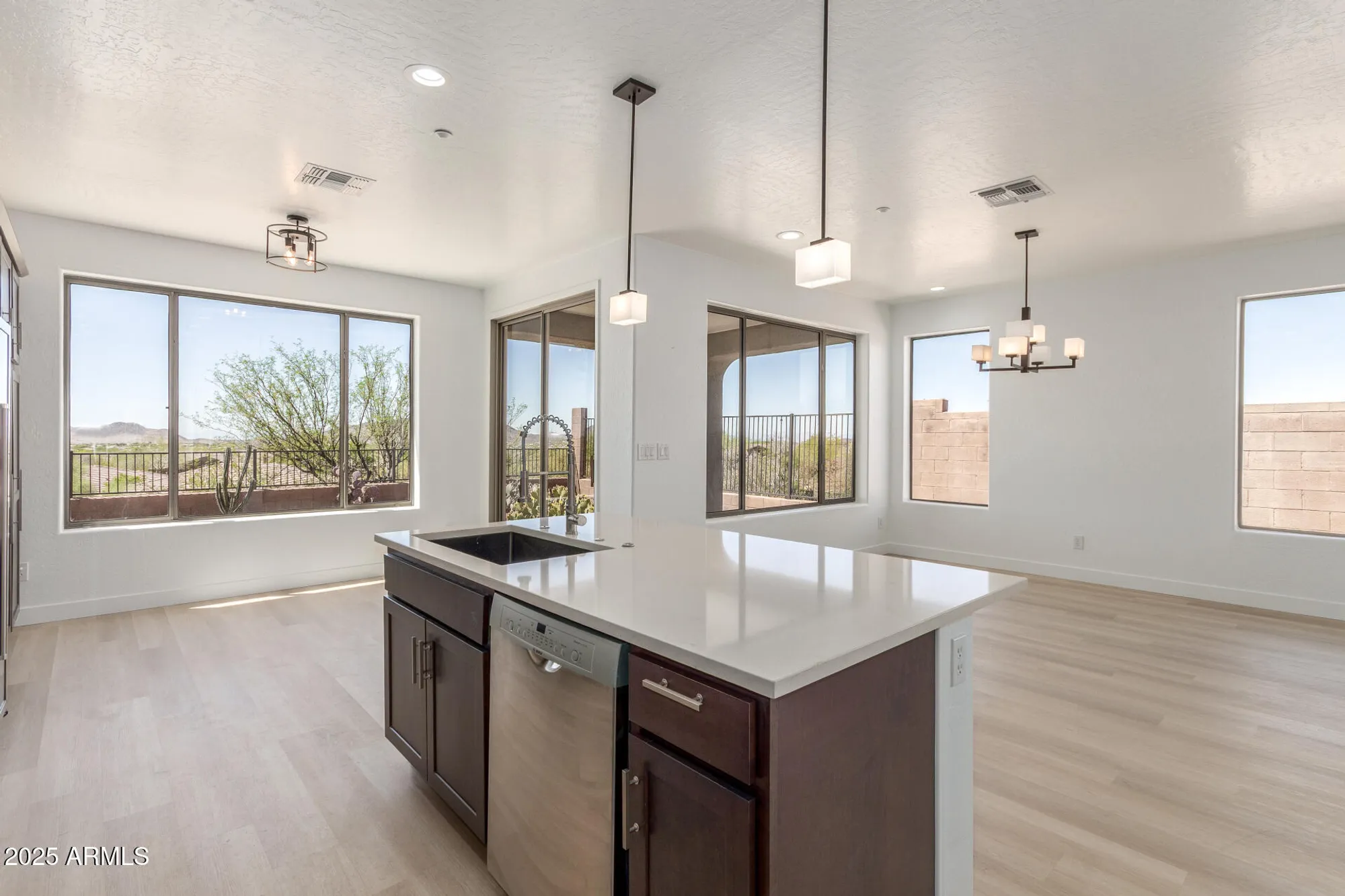 Property Slideshow image 15 of 53 | 41401 n maidstone ct, Anthem, AZ, 85086