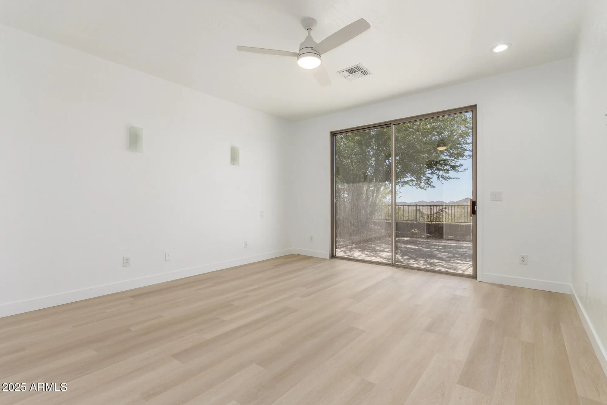 Property Slideshow image 16 of 53 | 41401 n maidstone ct, Anthem, AZ, 85086