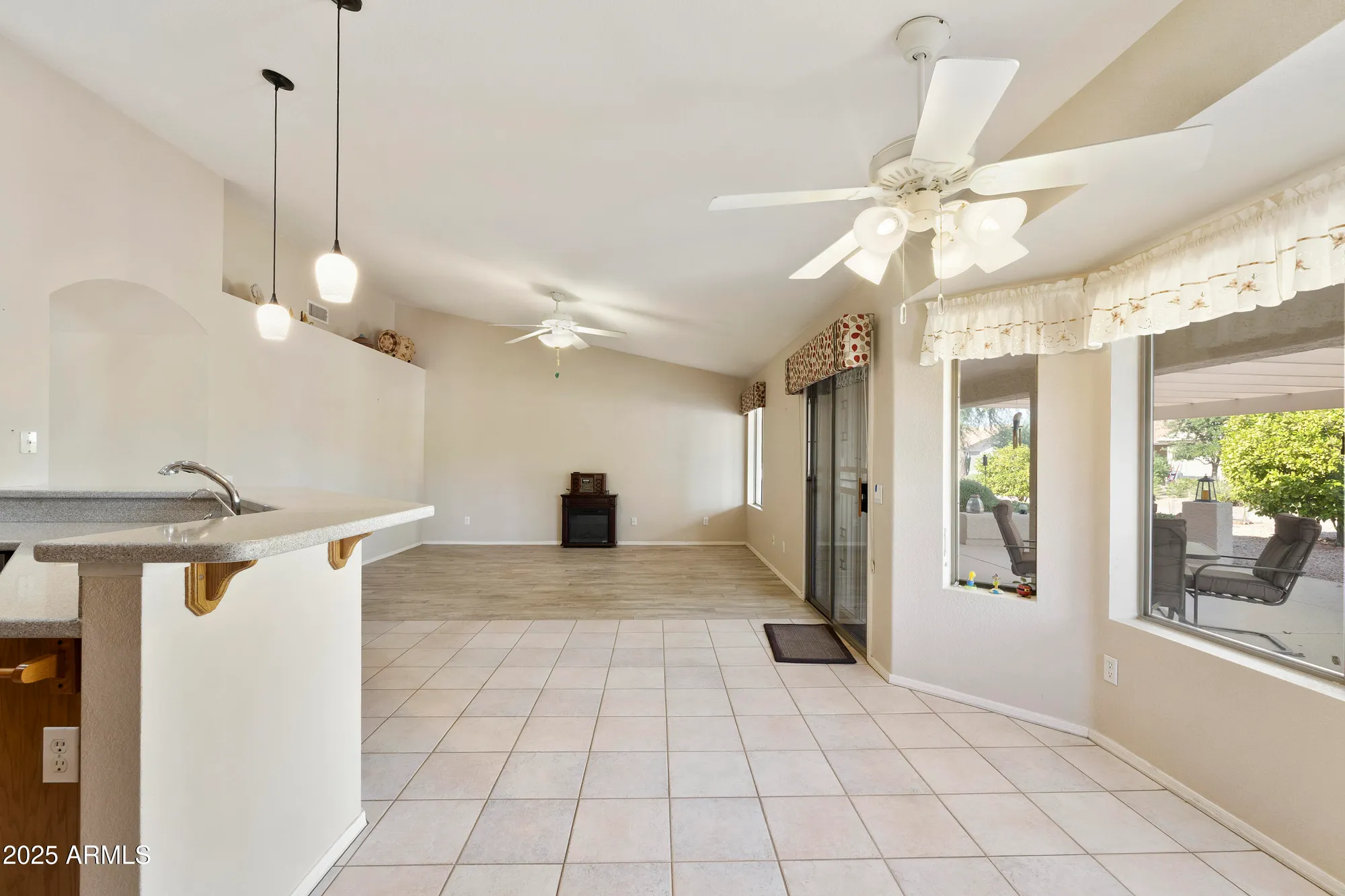 Property Slideshow image 11 of 71 | 24211 s starcrest dr, Sun Lakes, AZ, 85248