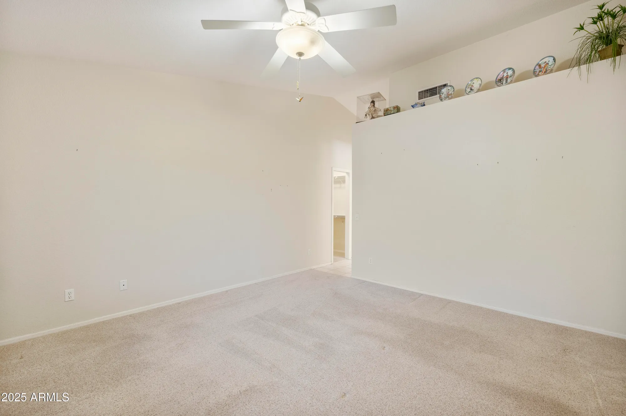 Property Slideshow image 34 of 71 | 24211 s starcrest dr, Sun Lakes, AZ, 85248