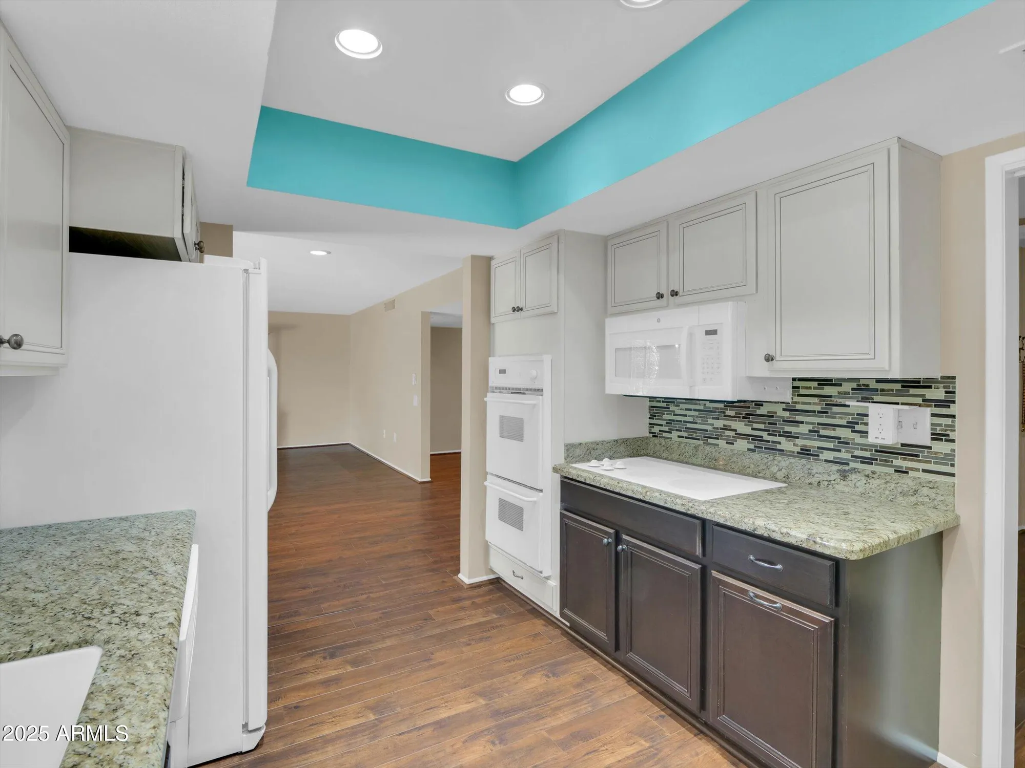 Property Slideshow image 14 of 35 | 10825 w caron dr, Sun City, AZ, 85351