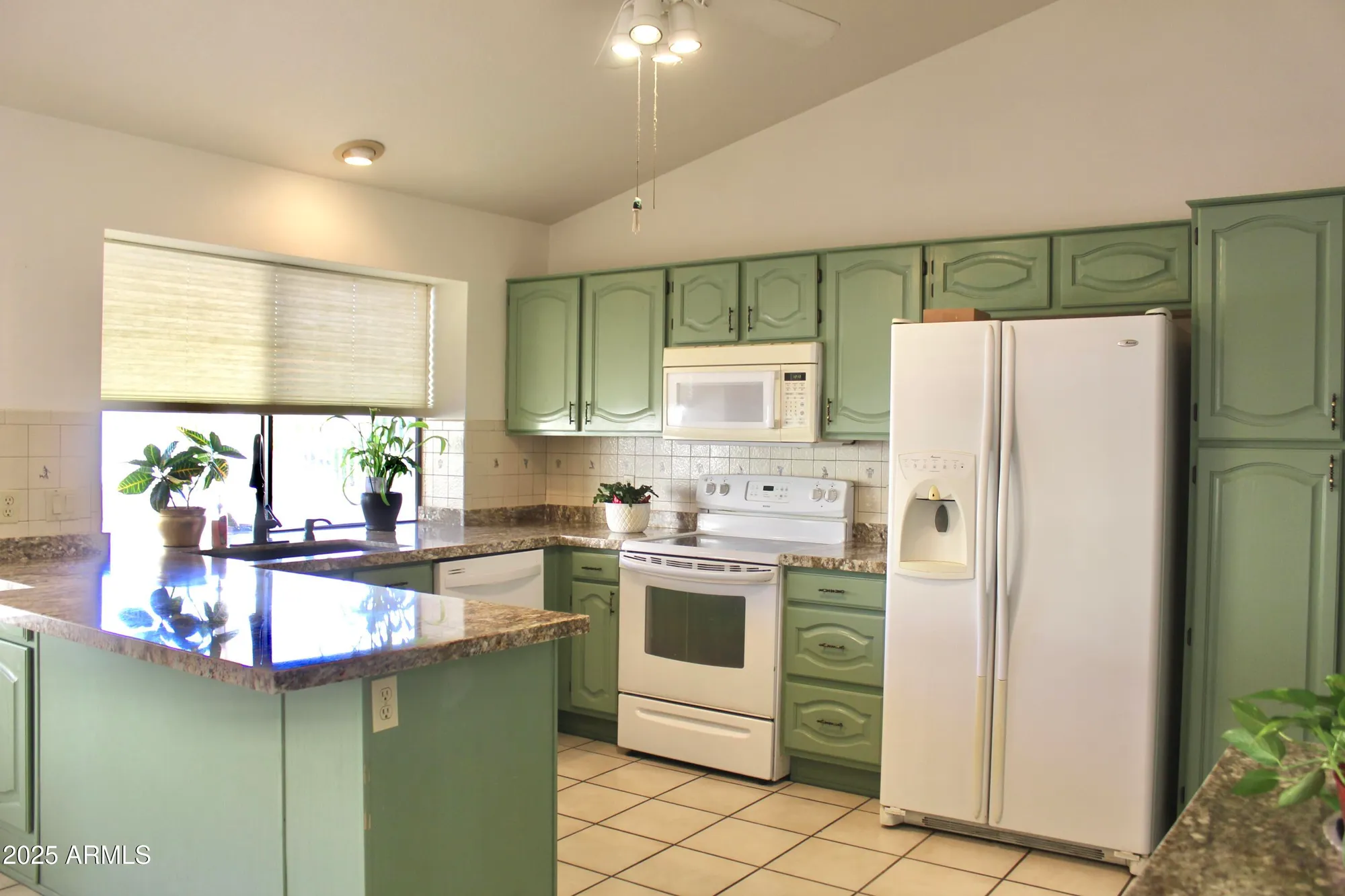 Property Slideshow image 12 of 39 | 9238 w behrend dr, Peoria, AZ, 85382