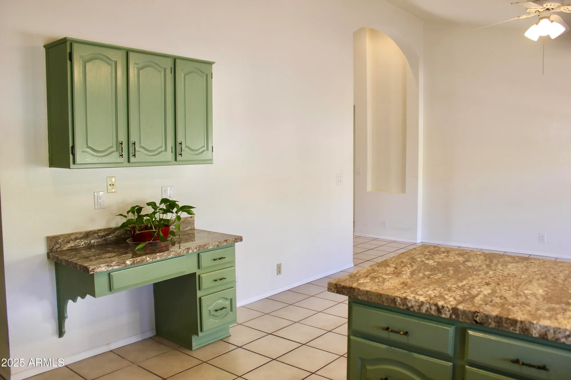 Property Slideshow image 16 of 39 | 9238 w behrend dr, Peoria, AZ, 85382