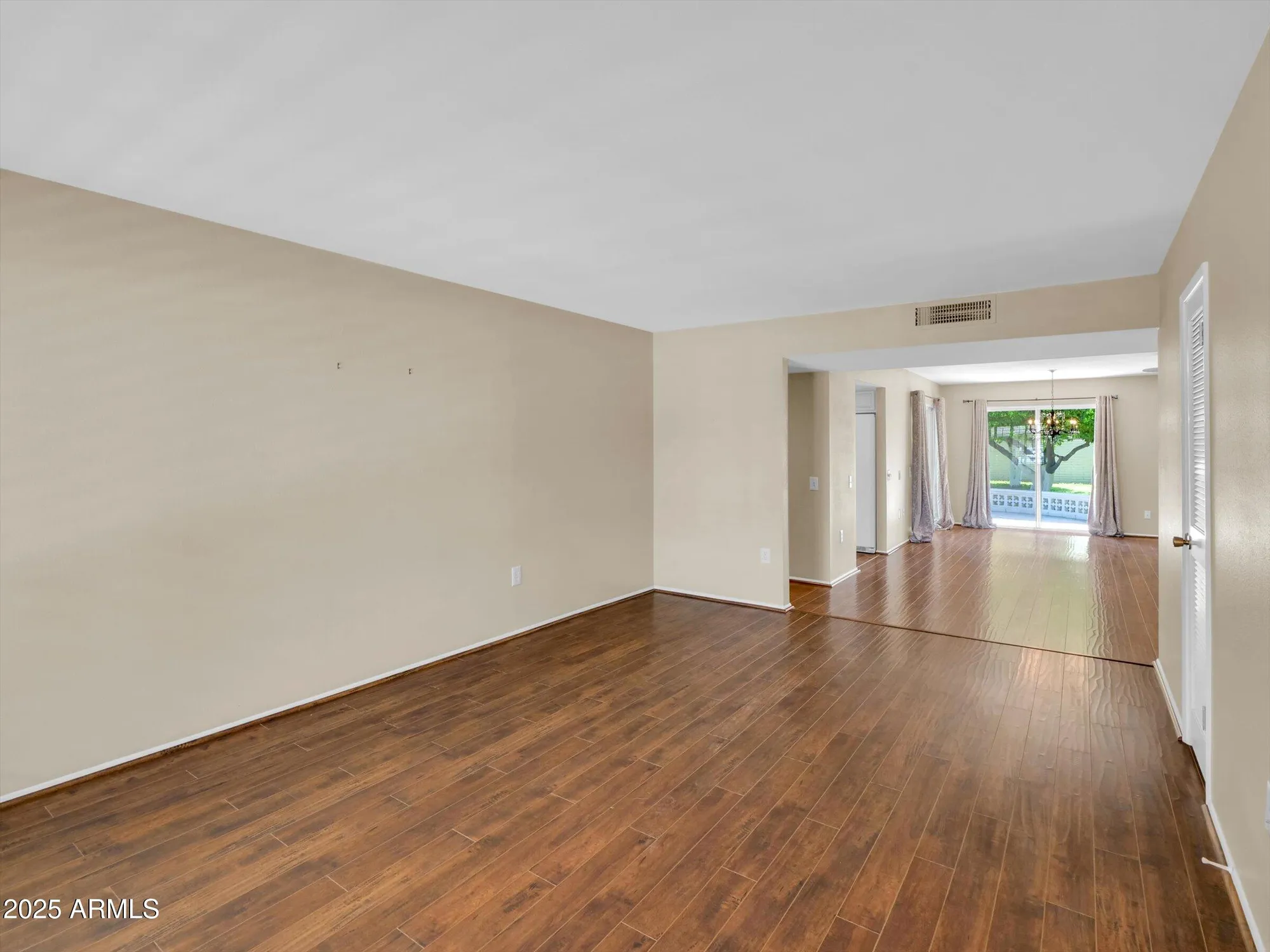 Property Slideshow image 5 of 35 | 10825 w caron dr, Sun City, AZ, 85351