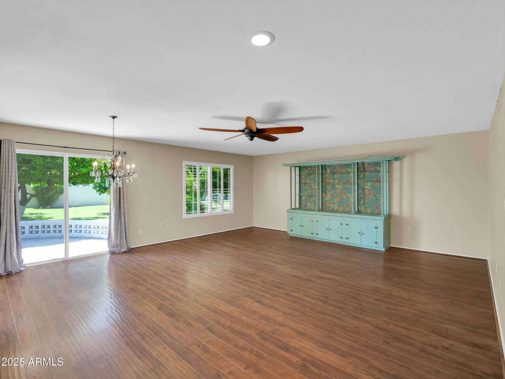 Property Slideshow image 9 of 35 | 10825 w caron dr, Sun City, AZ, 85351