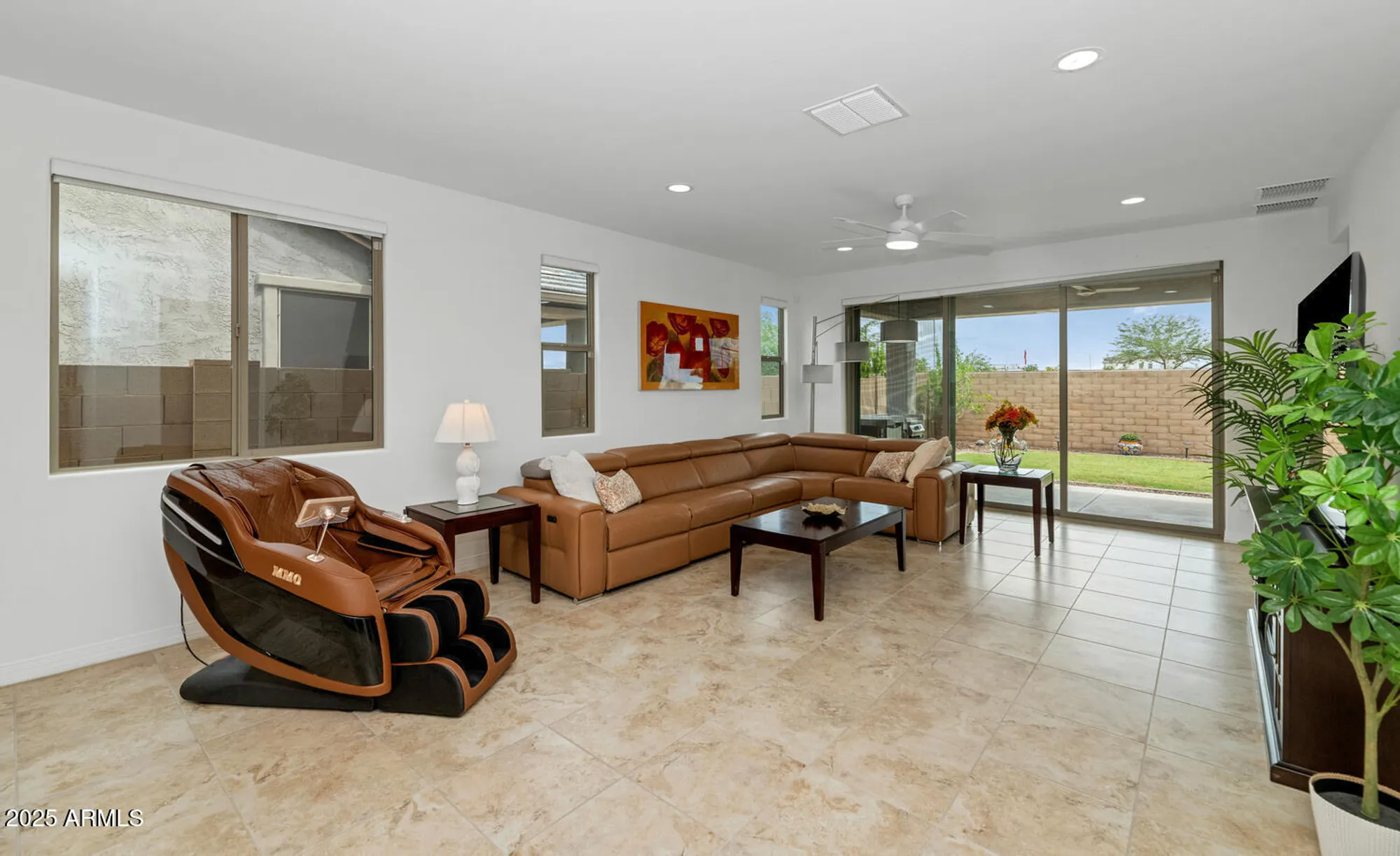 Property Slideshow image 12 of 34 | 5823 s del rancho, Mesa, AZ, 85212