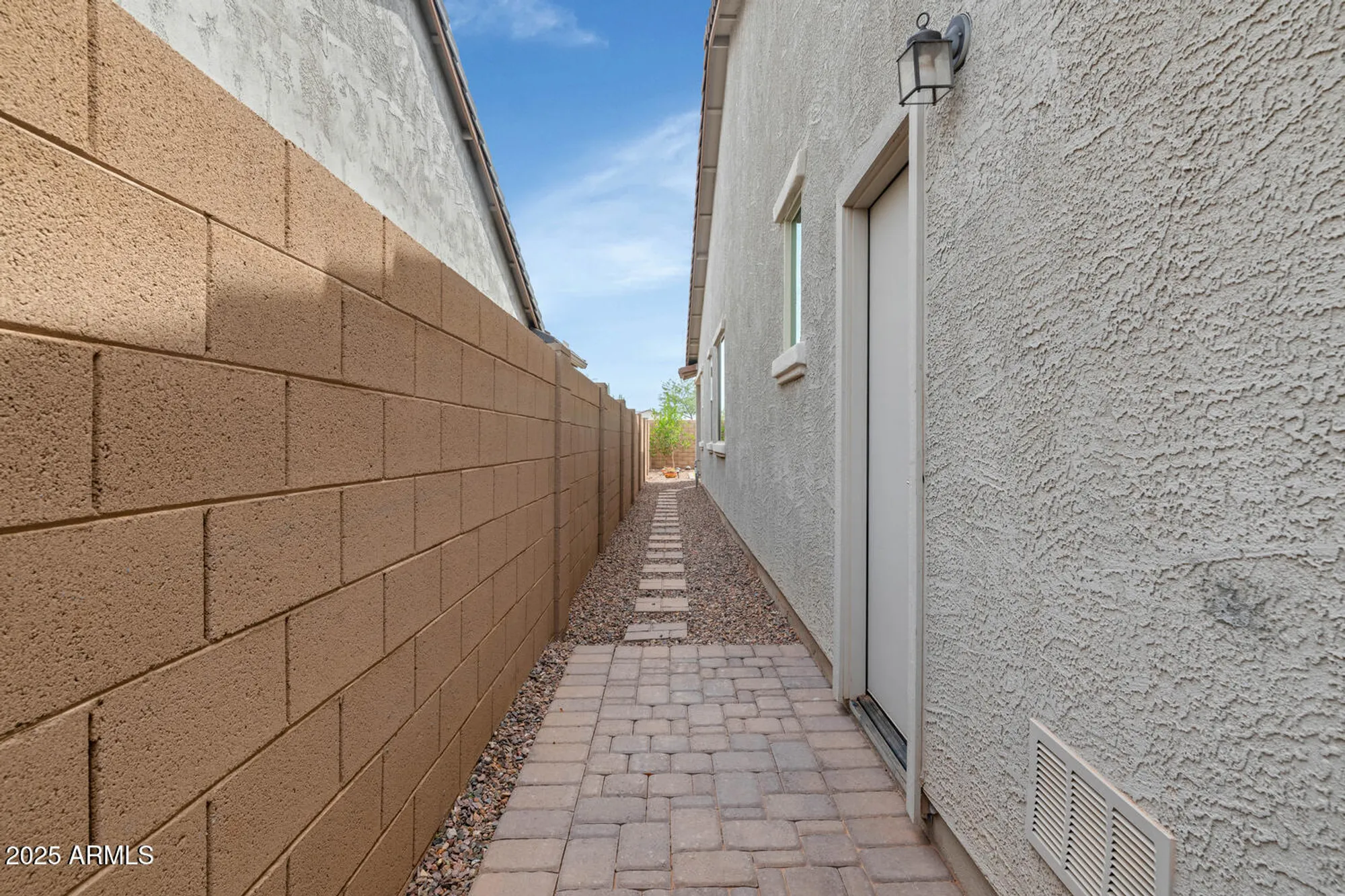 Property Slideshow image 28 of 34 | 5823 s del rancho, Mesa, AZ, 85212