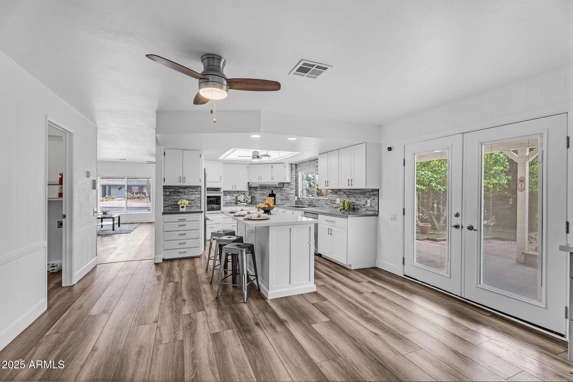 Property Slideshow image 9 of 56 | 654 s 83rd way, Mesa, AZ, 85208