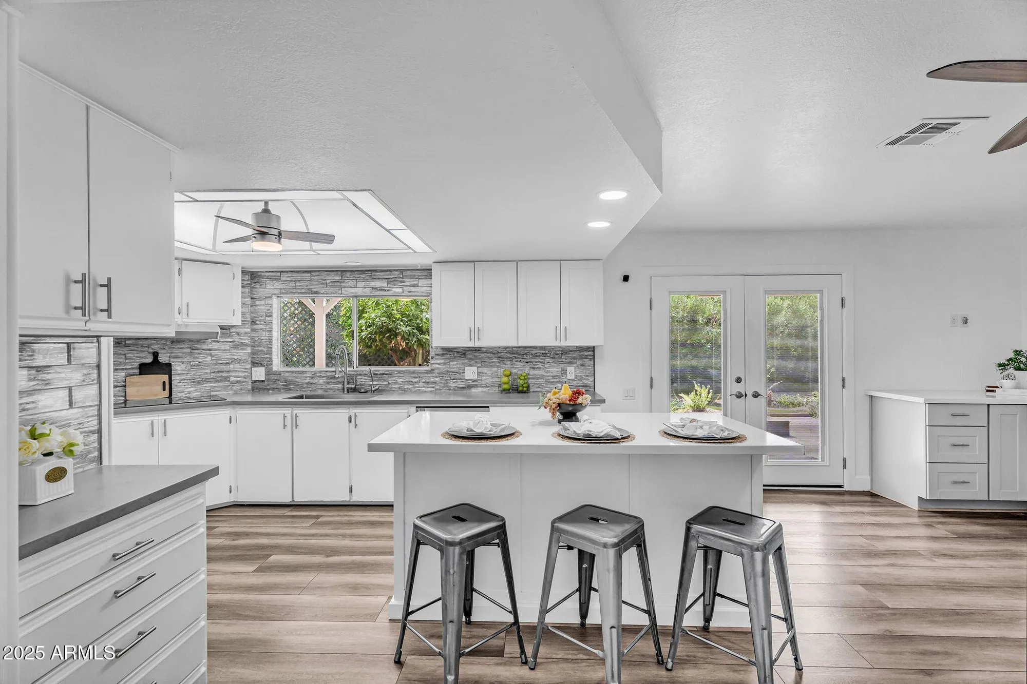 Property Slideshow image 10 of 56 | 654 s 83rd way, Mesa, AZ, 85208