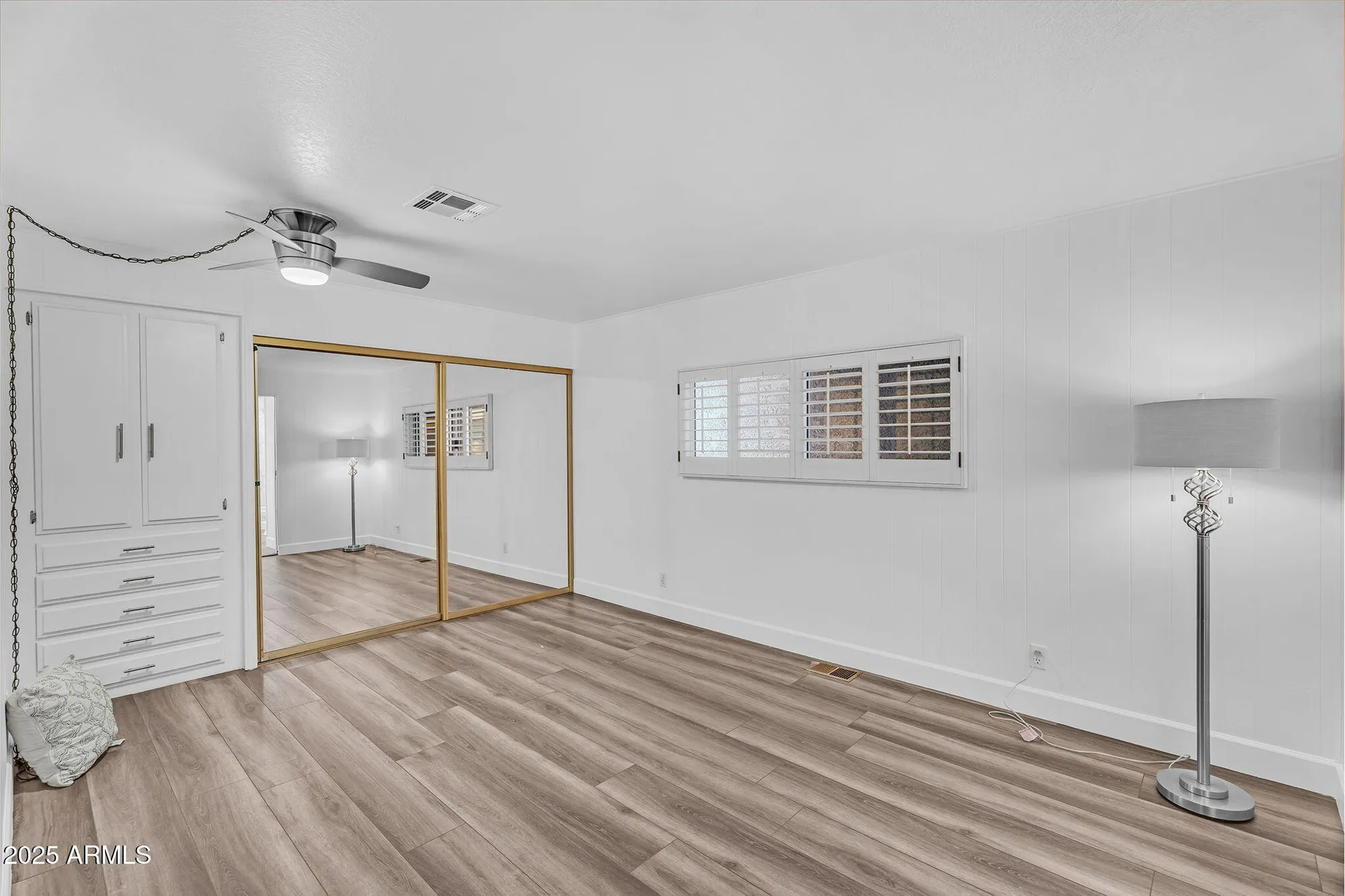 Property Slideshow image 16 of 56 | 654 s 83rd way, Mesa, AZ, 85208