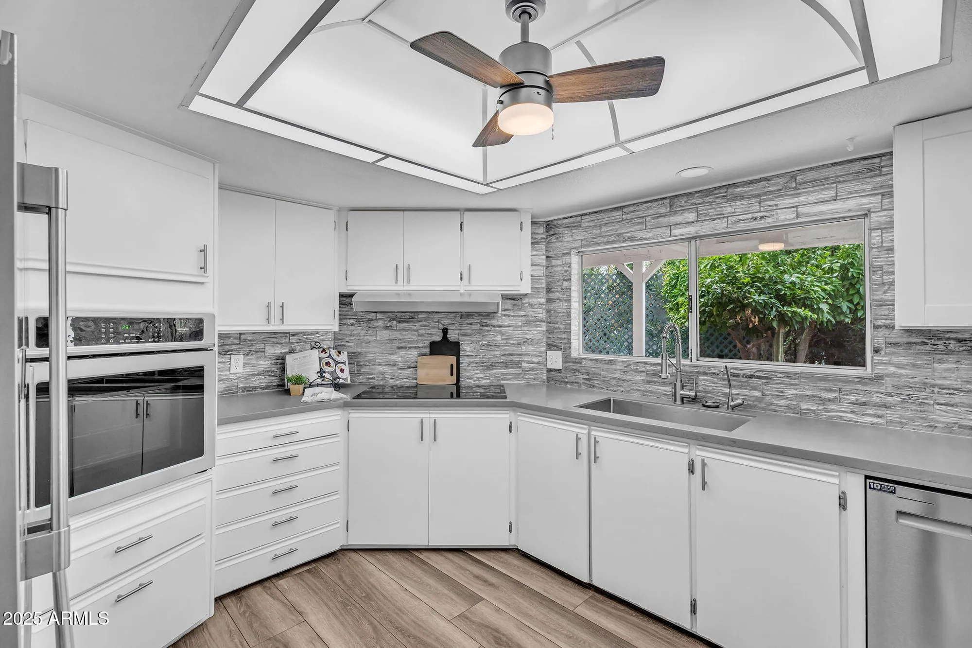 Property Slideshow image 11 of 56 | 654 s 83rd way, Mesa, AZ, 85208