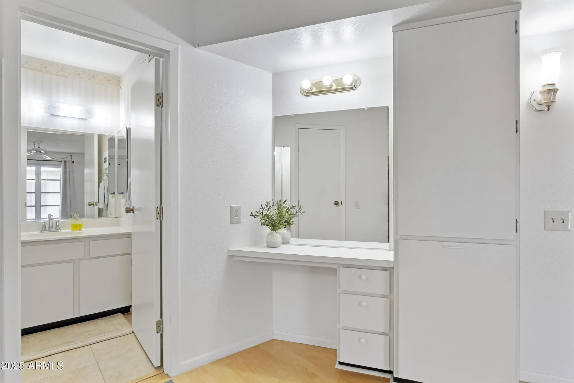 Property Slideshow image 16 of 27 | 10140 w campana dr, Sun City, AZ, 85351