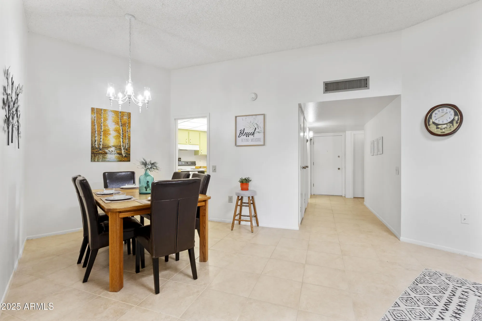 Property Slideshow image 12 of 27 | 10140 w campana dr, Sun City, AZ, 85351