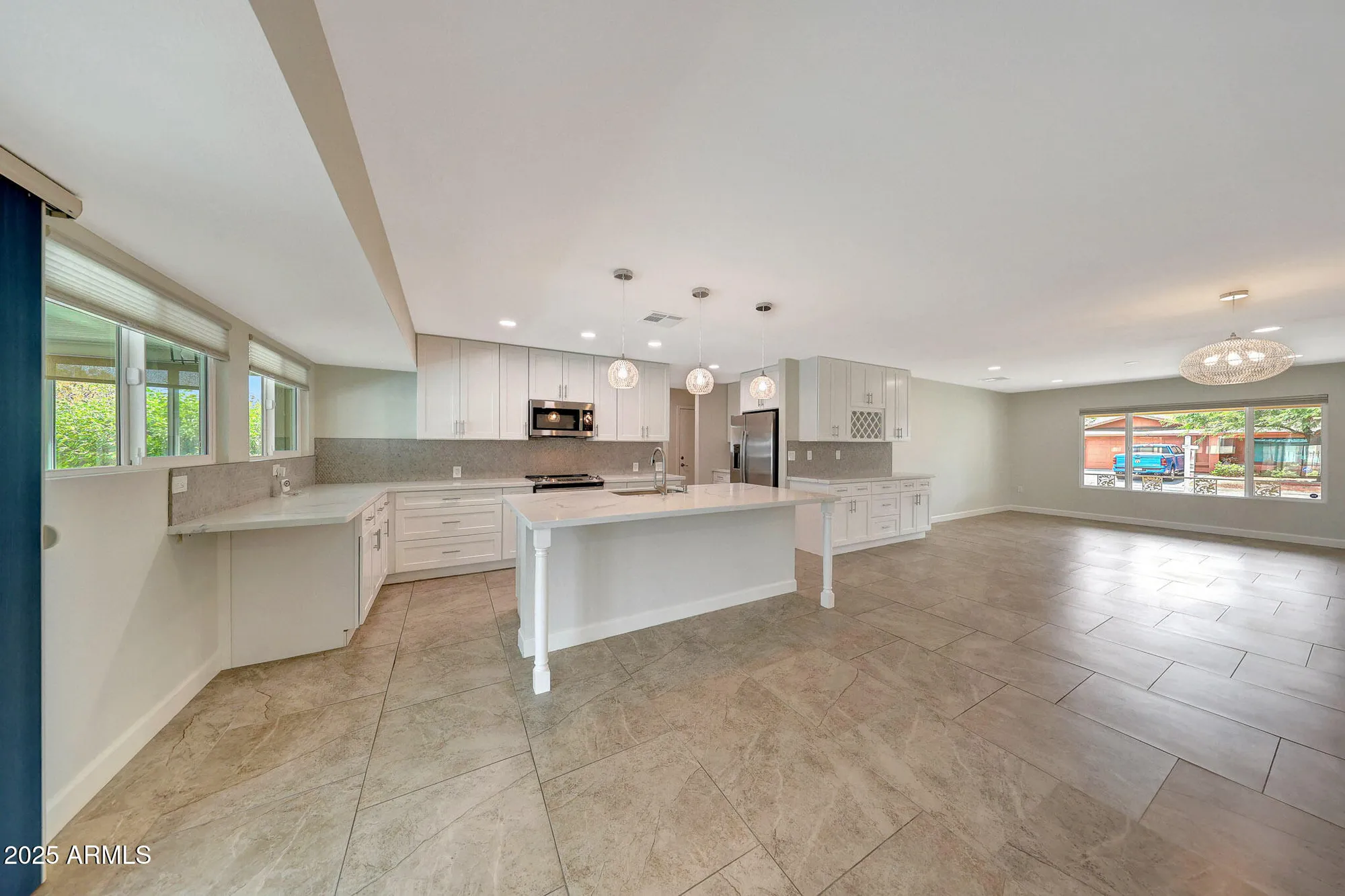 Property Slideshow image 13 of 60 | 13250 w bellwood dr, Sun City West, AZ, 85375