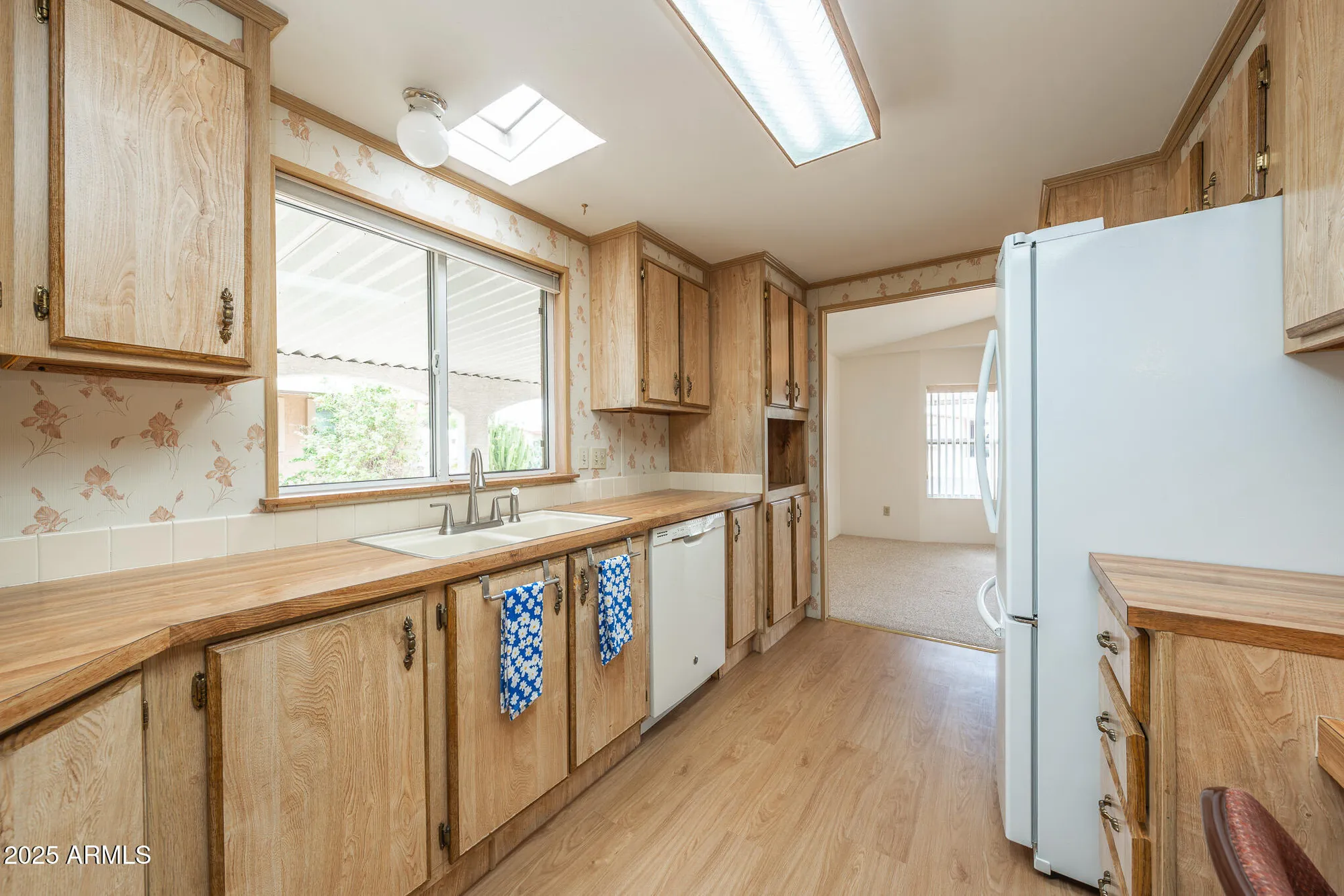 Property Slideshow image 13 of 36 | 9015 e citrus ln s, Sun Lakes, AZ, 85248