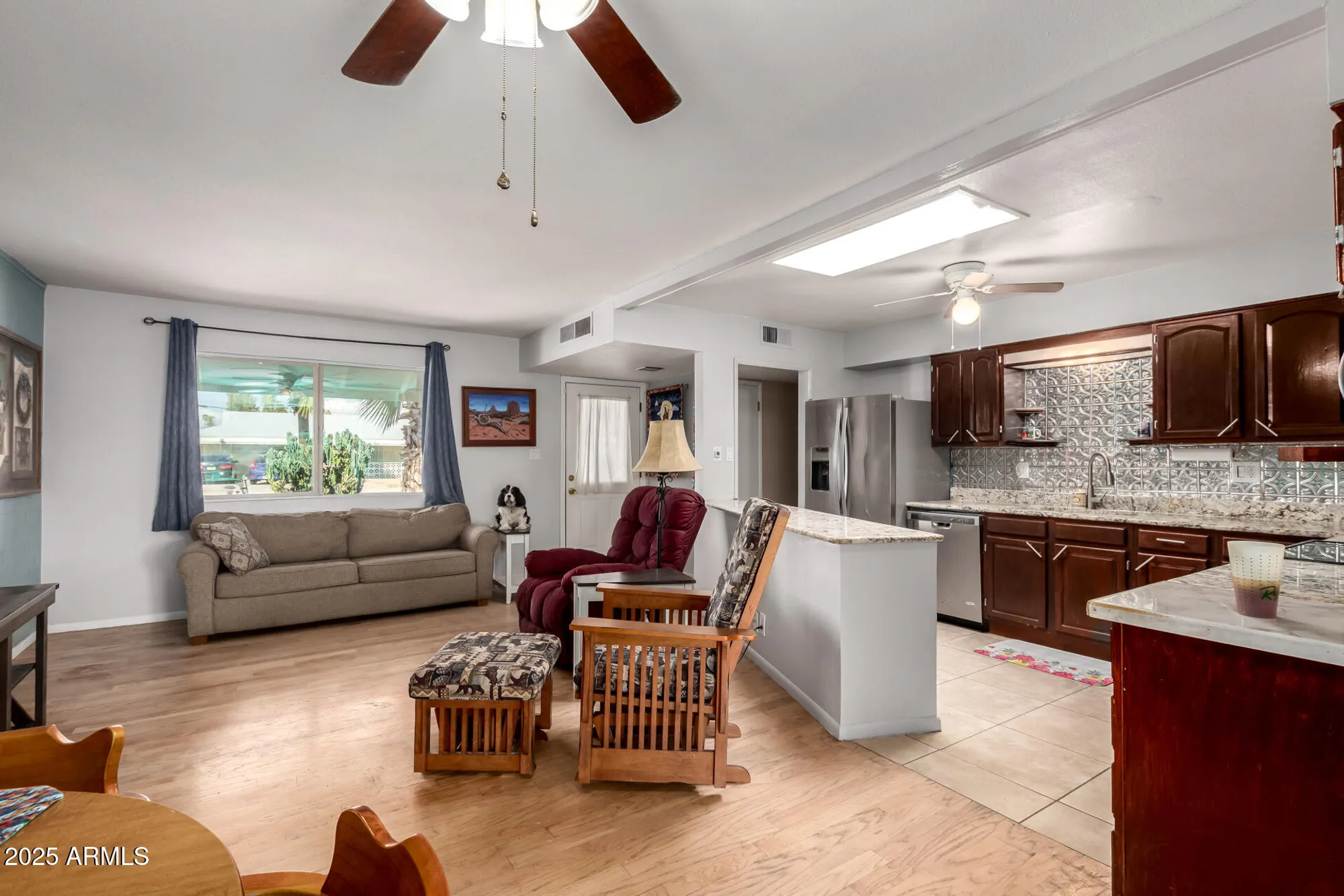 Property Slideshow image 8 of 26 | 10929 w oakmont dr, Sun City, AZ, 85351