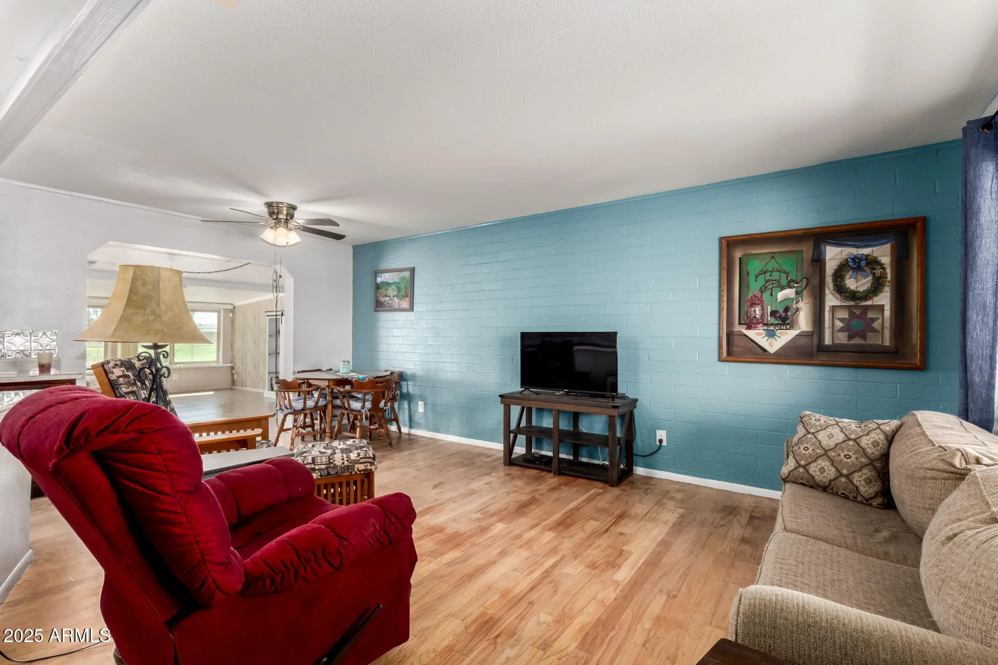 Property Slideshow image 5 of 26 | 10929 w oakmont dr, Sun City, AZ, 85351