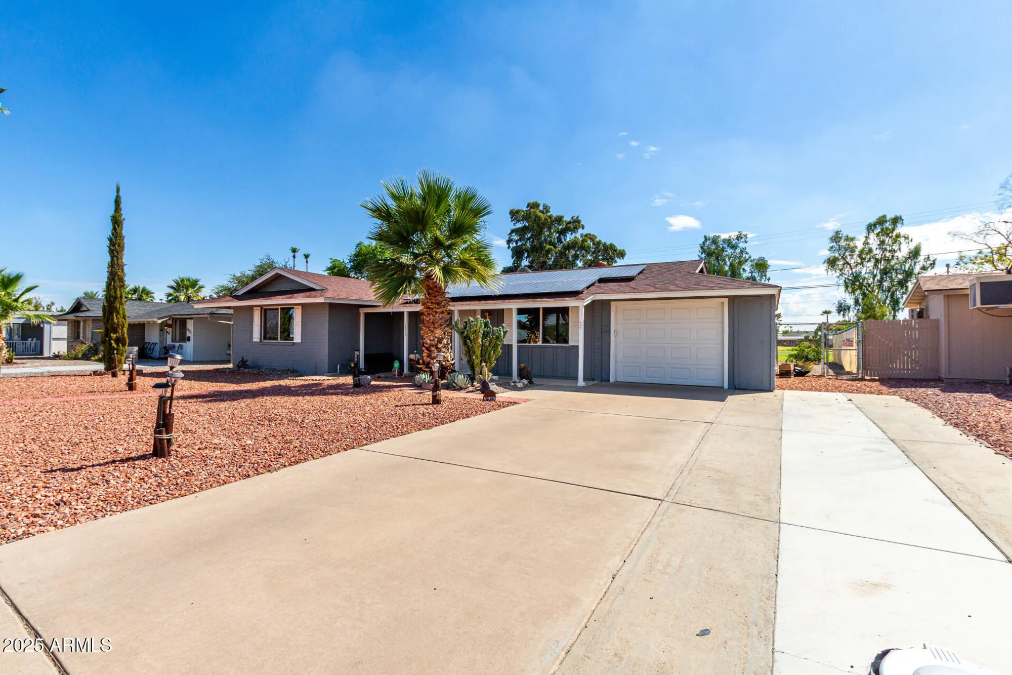 Property Slideshow image 3 of 26 | 10929 w oakmont dr, Sun City, AZ, 85351