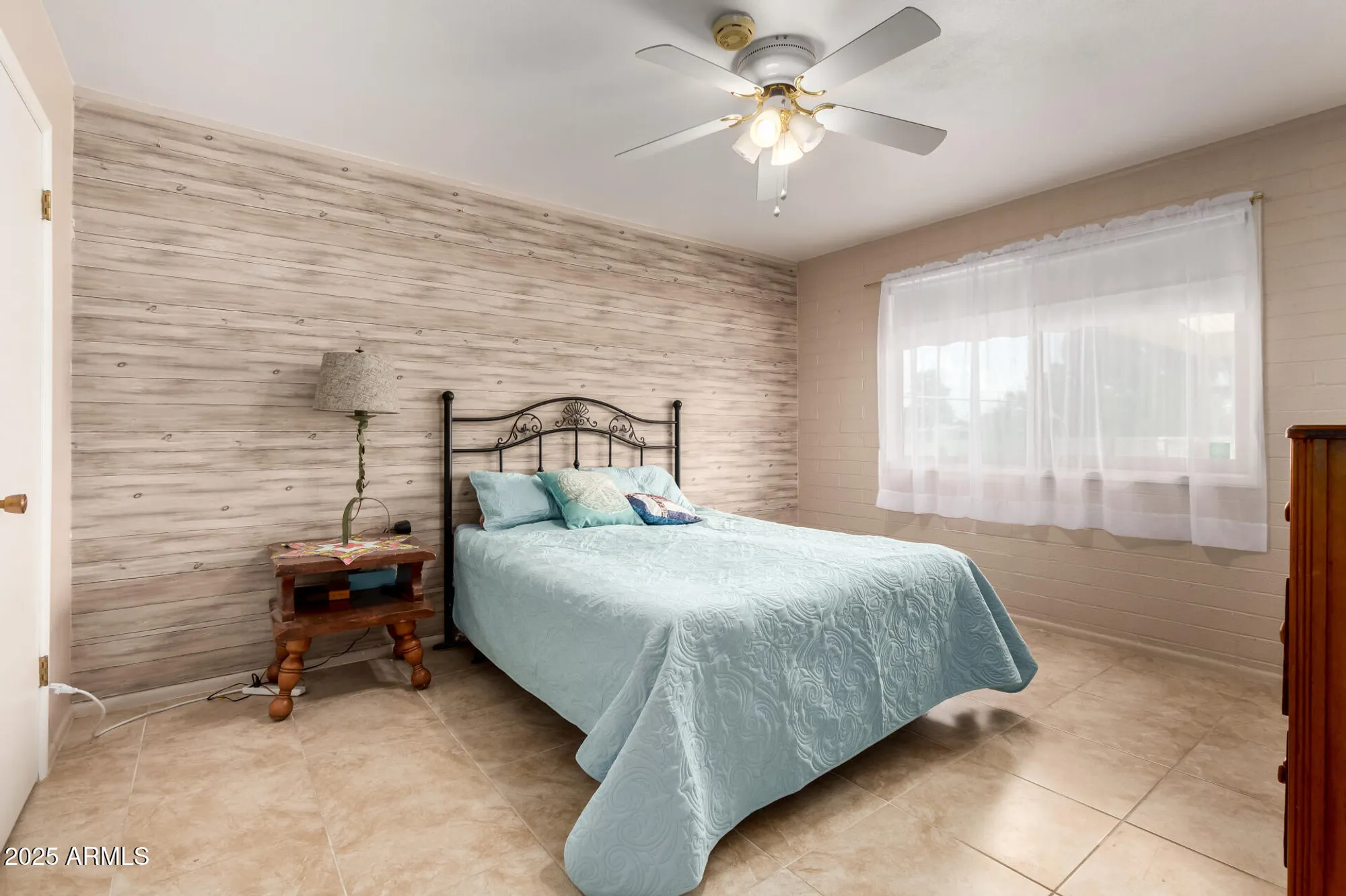 Property Slideshow image 15 of 26 | 10929 w oakmont dr, Sun City, AZ, 85351