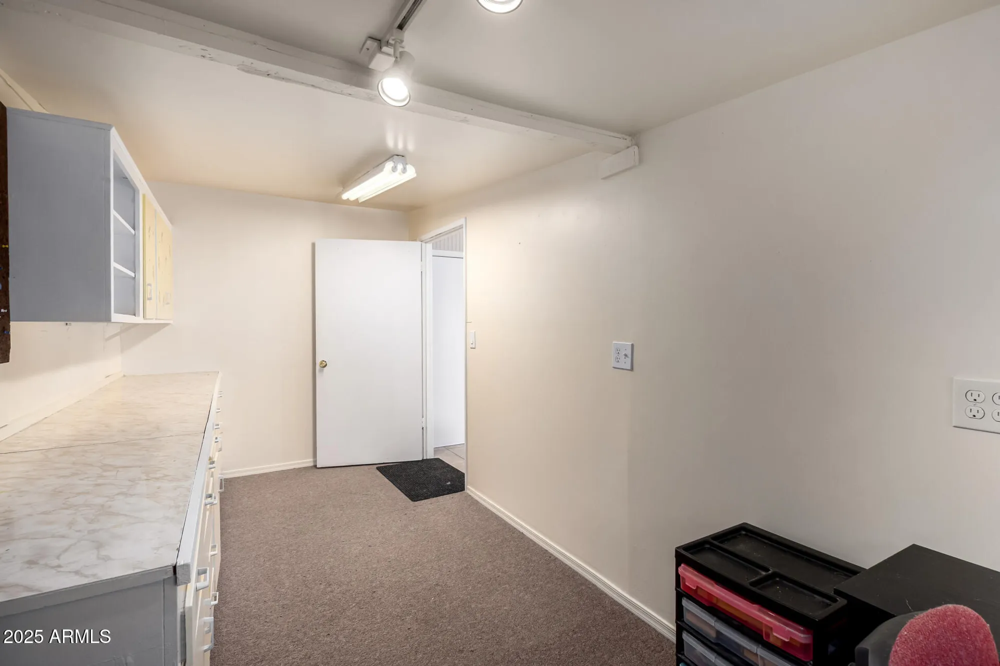 Property Slideshow image 22 of 26 | 10929 w oakmont dr, Sun City, AZ, 85351