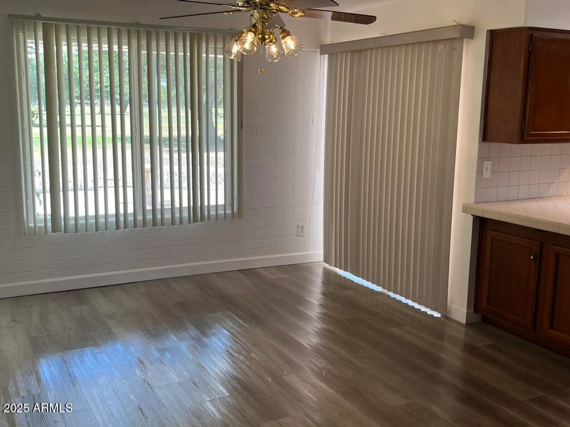 Property Slideshow image 12 of 28 | 10419 w snead dr, Sun City, AZ, 85351