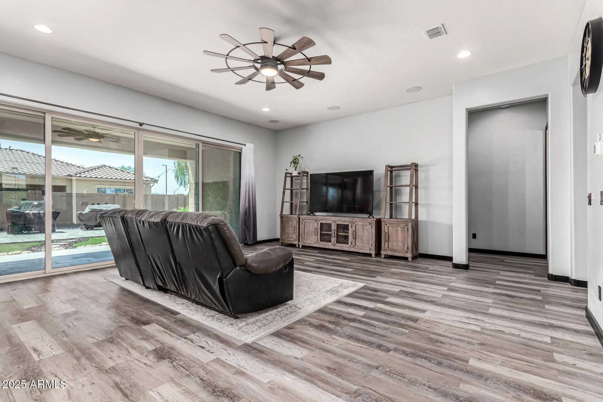 Property Slideshow image 8 of 72 | 8197 w merriweather way, Florence, AZ, 85132