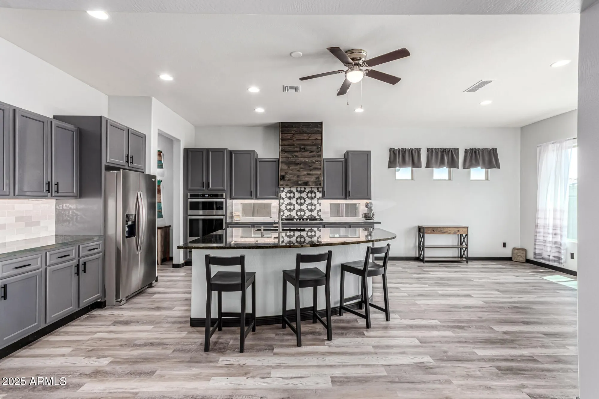 Property Slideshow image 3 of 72 | 8197 w merriweather way, Florence, AZ, 85132