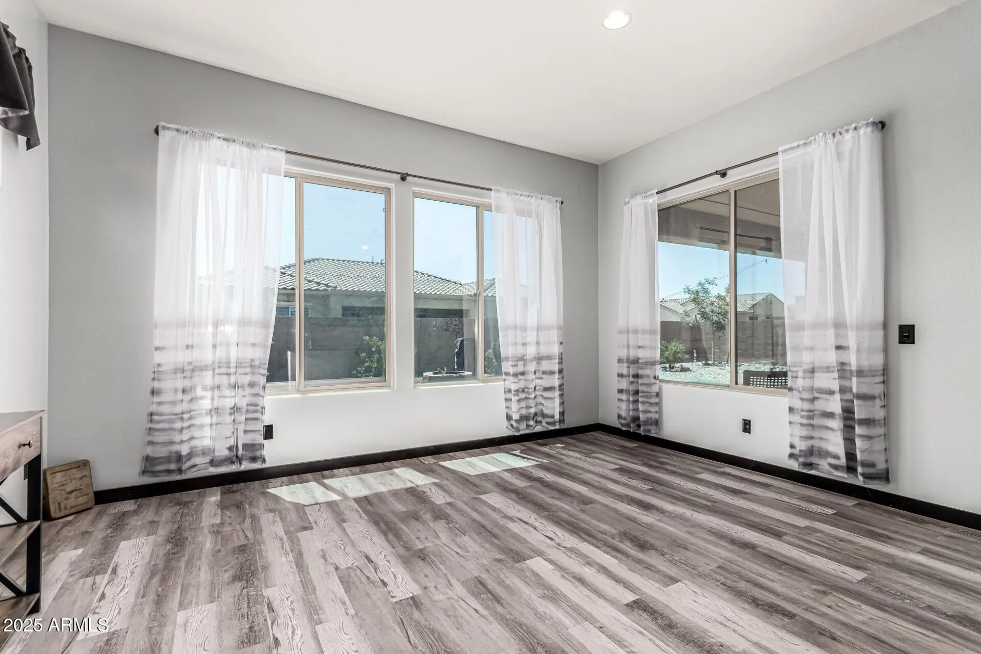 Property Slideshow image 12 of 72 | 8197 w merriweather way, Florence, AZ, 85132