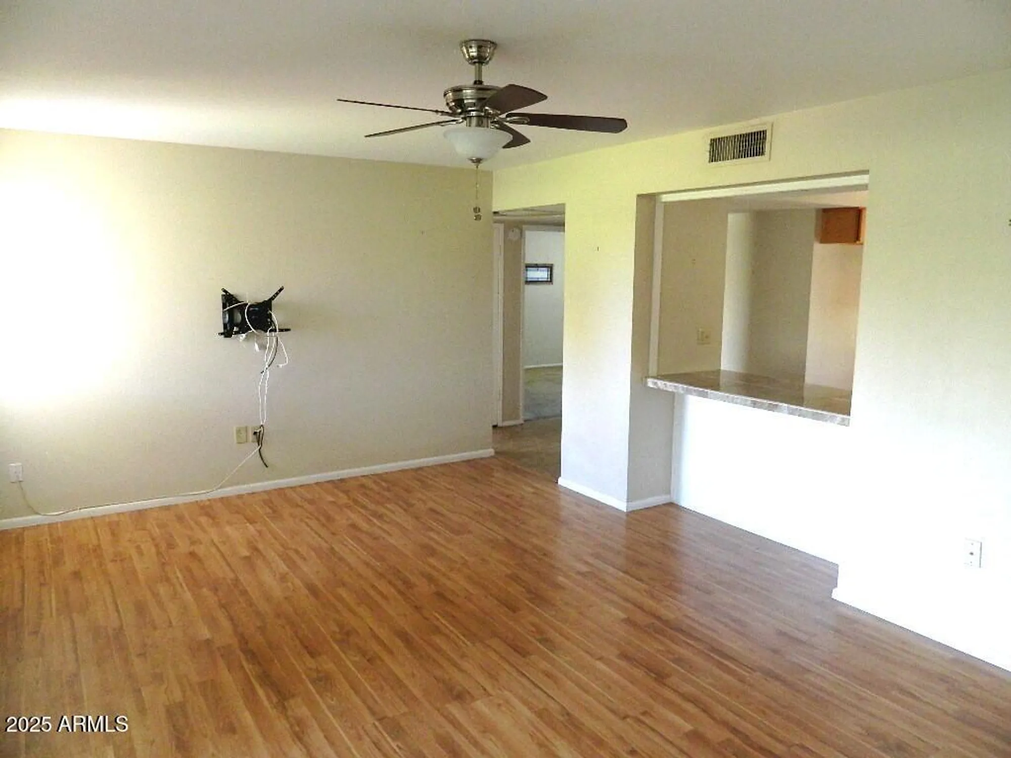 Property Slideshow image 14 of 22 | 10916 w peoria ave, Sun City, AZ, 85351