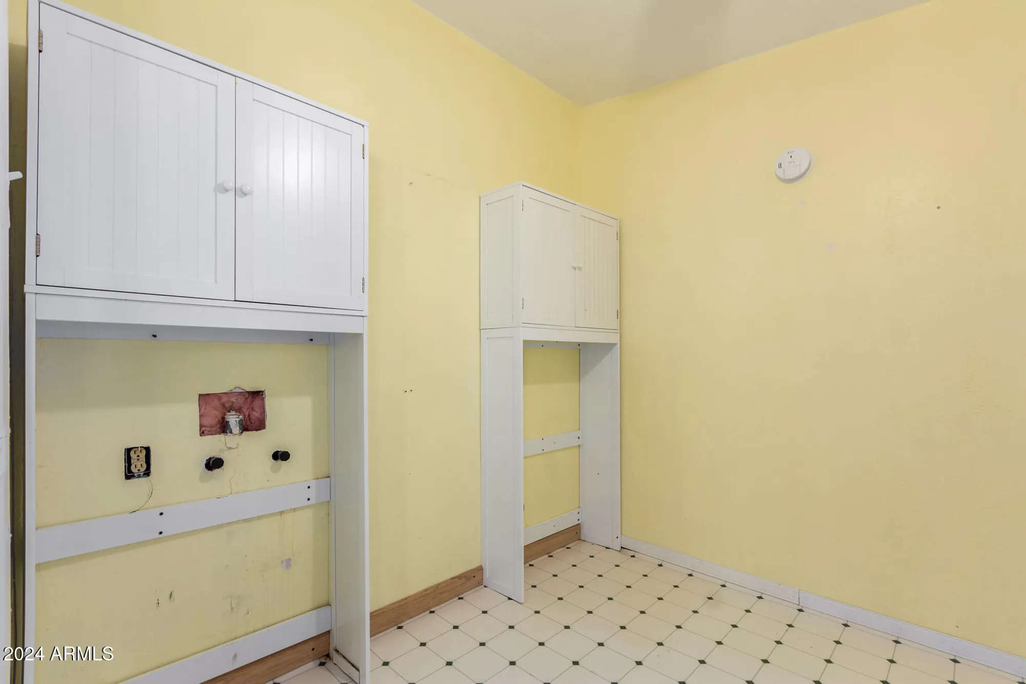 Property Slideshow image 24 of 27 | 10908 w peoria ave, Sun City, AZ, 85351