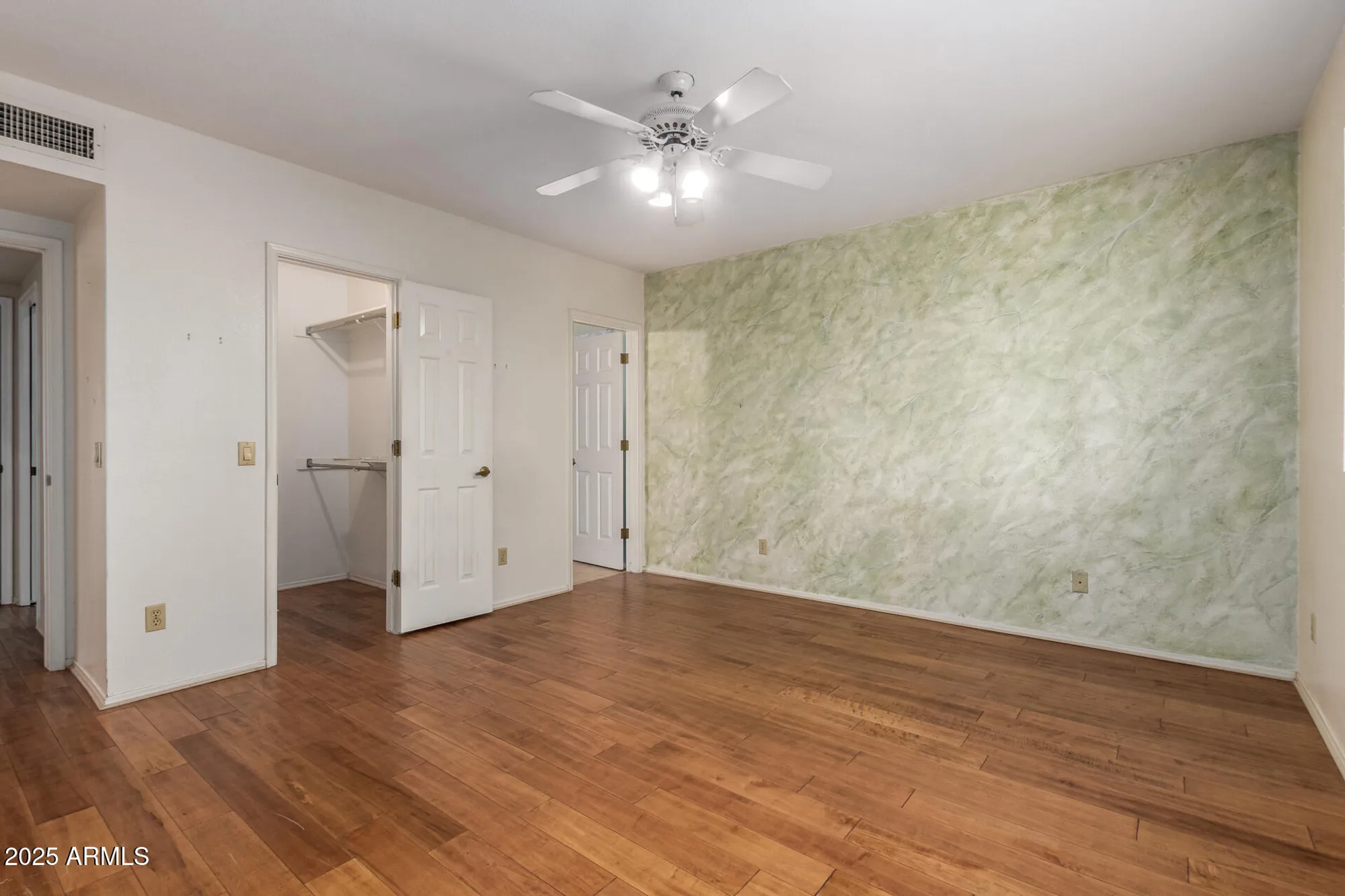 Property Slideshow image 16 of 37 | 1581 e augusta ave, Chandler, AZ, 85249
