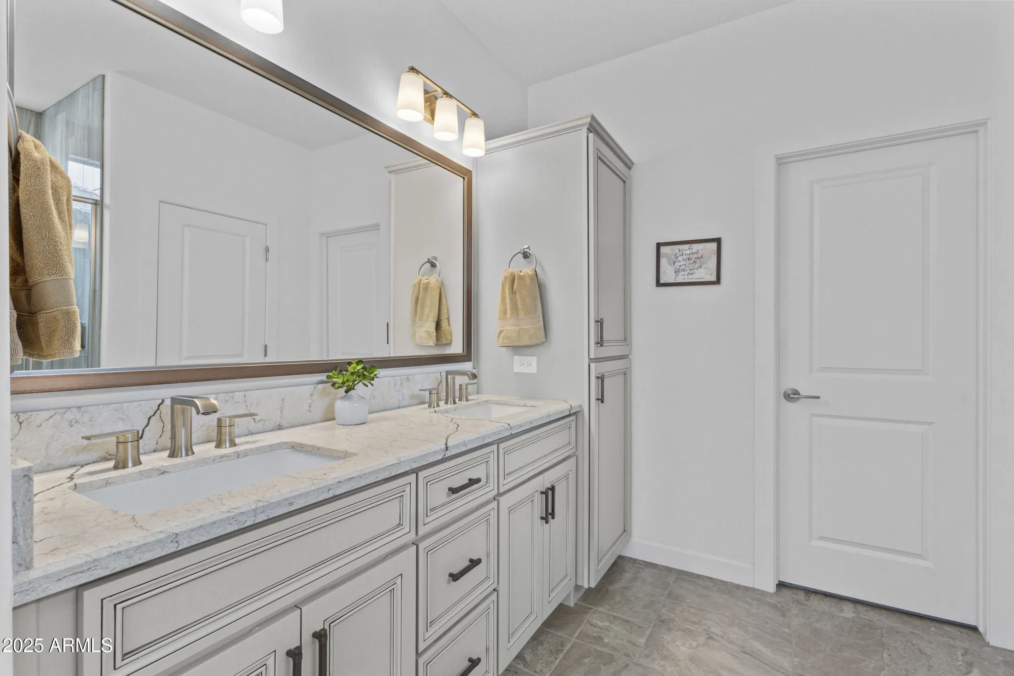 Property Slideshow image 18 of 58 | 295 e santa lucia ln, Queen Creek, AZ, 85140