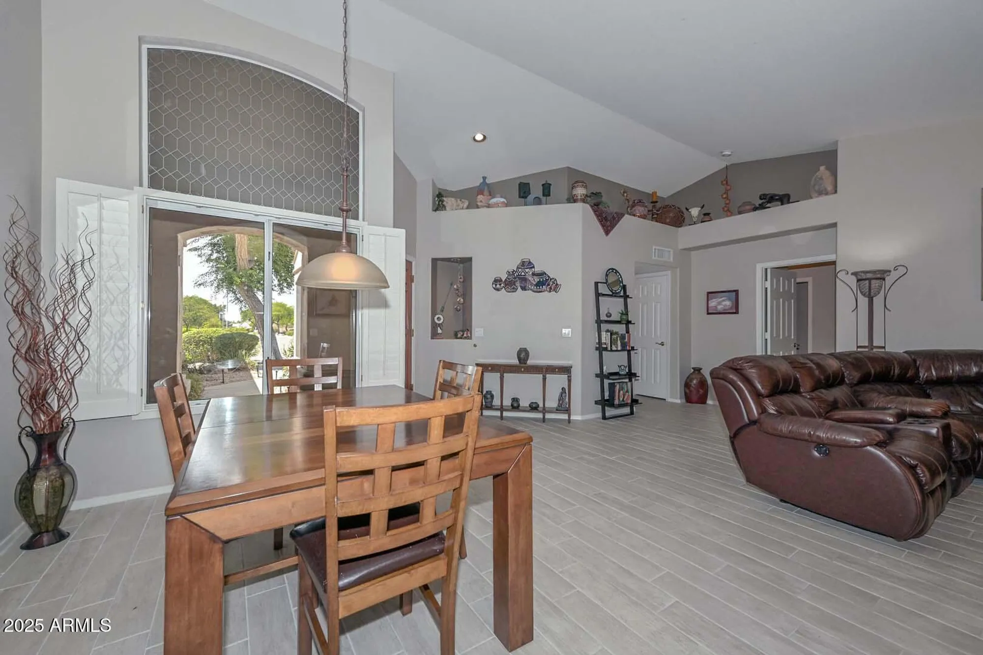 Property Slideshow image 14 of 33 | 19405 n 83rd dr, Peoria, AZ, 85382