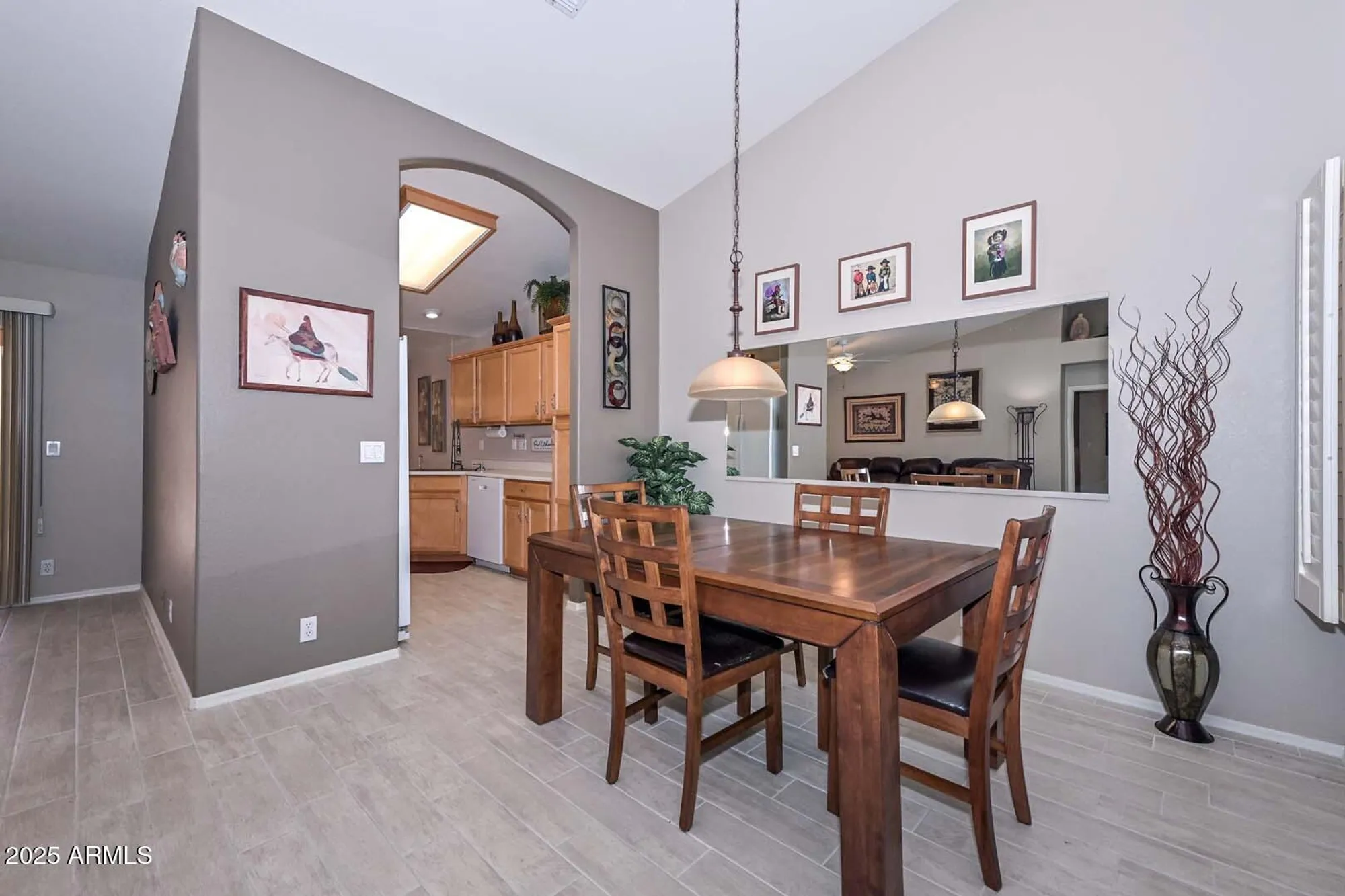 Property Slideshow image 11 of 33 | 19405 n 83rd dr, Peoria, AZ, 85382