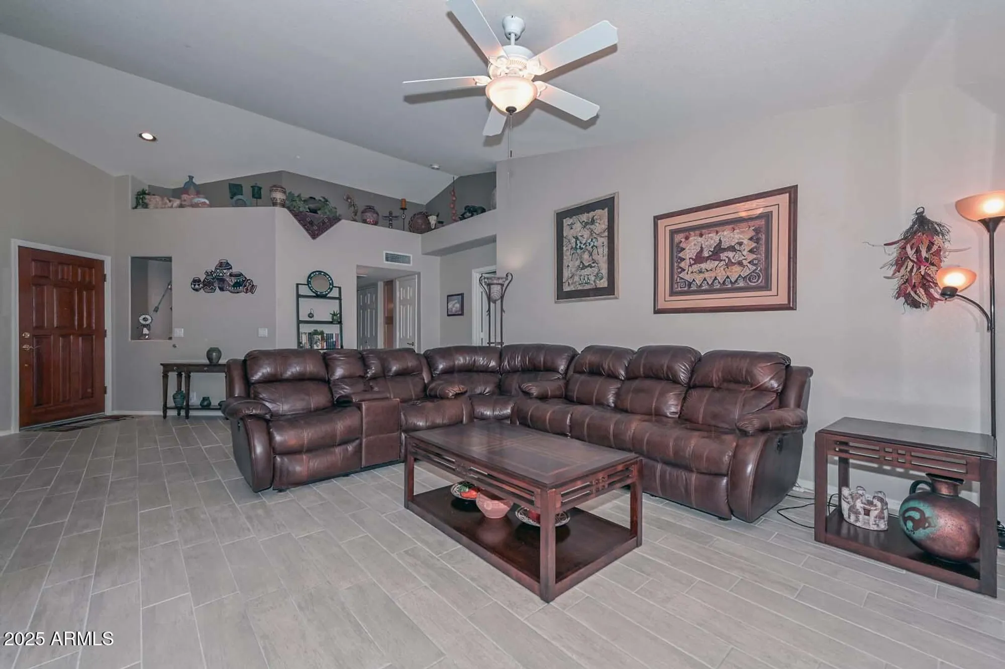 Property Slideshow image 12 of 33 | 19405 n 83rd dr, Peoria, AZ, 85382