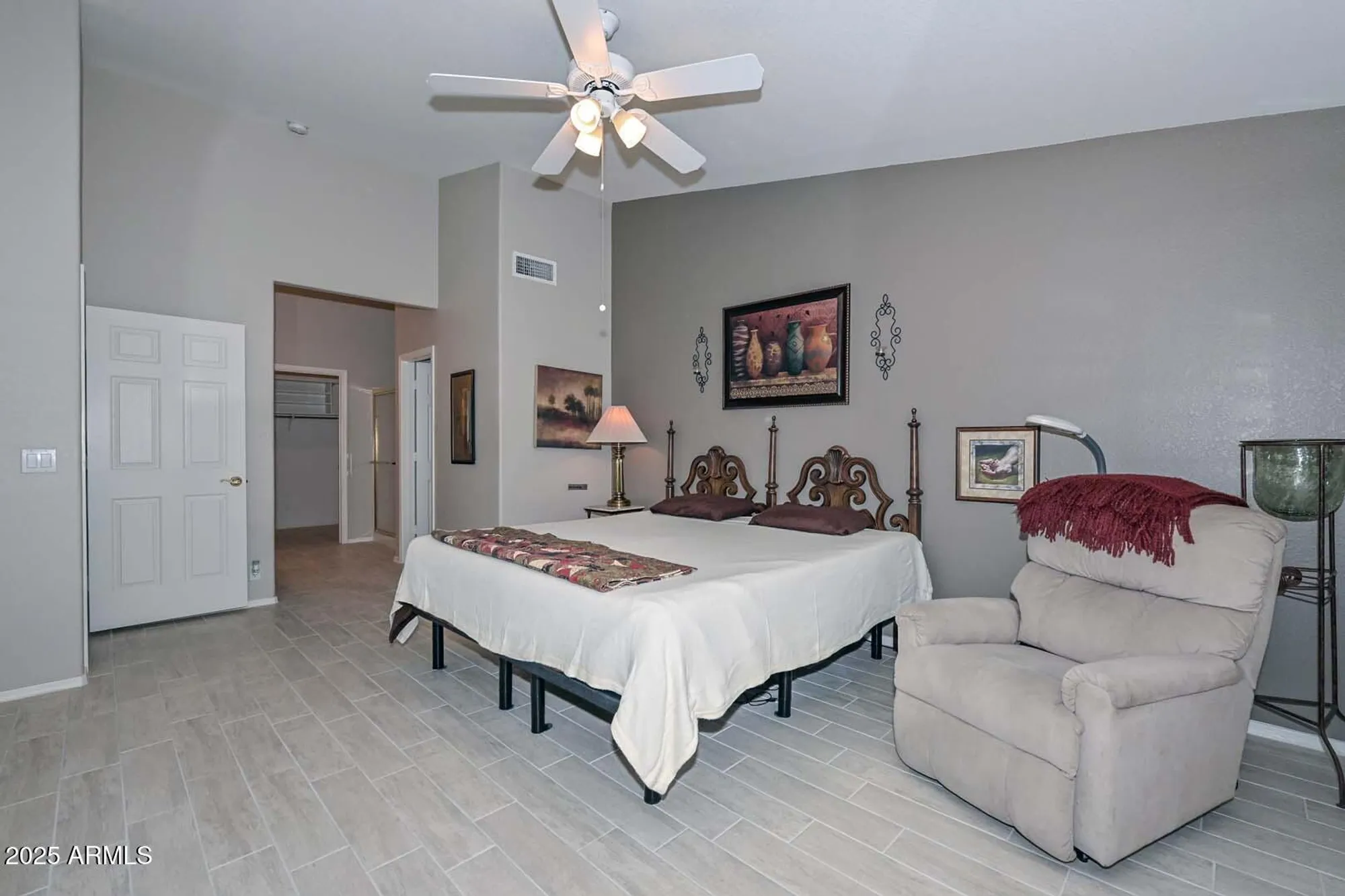 Property Slideshow image 18 of 33 | 19405 n 83rd dr, Peoria, AZ, 85382