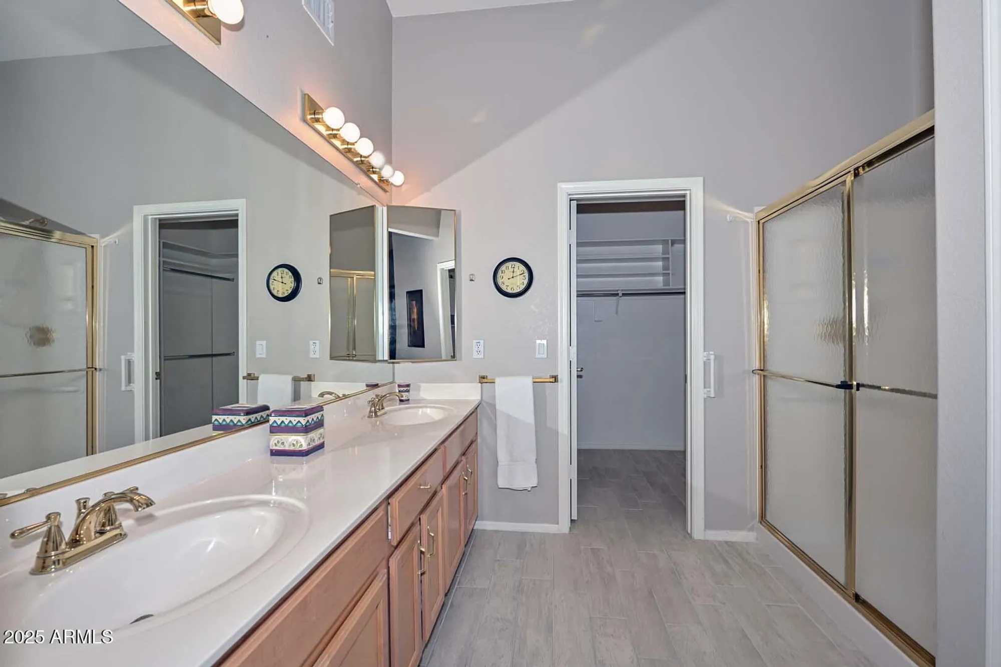 Property Slideshow image 21 of 33 | 19405 n 83rd dr, Peoria, AZ, 85382