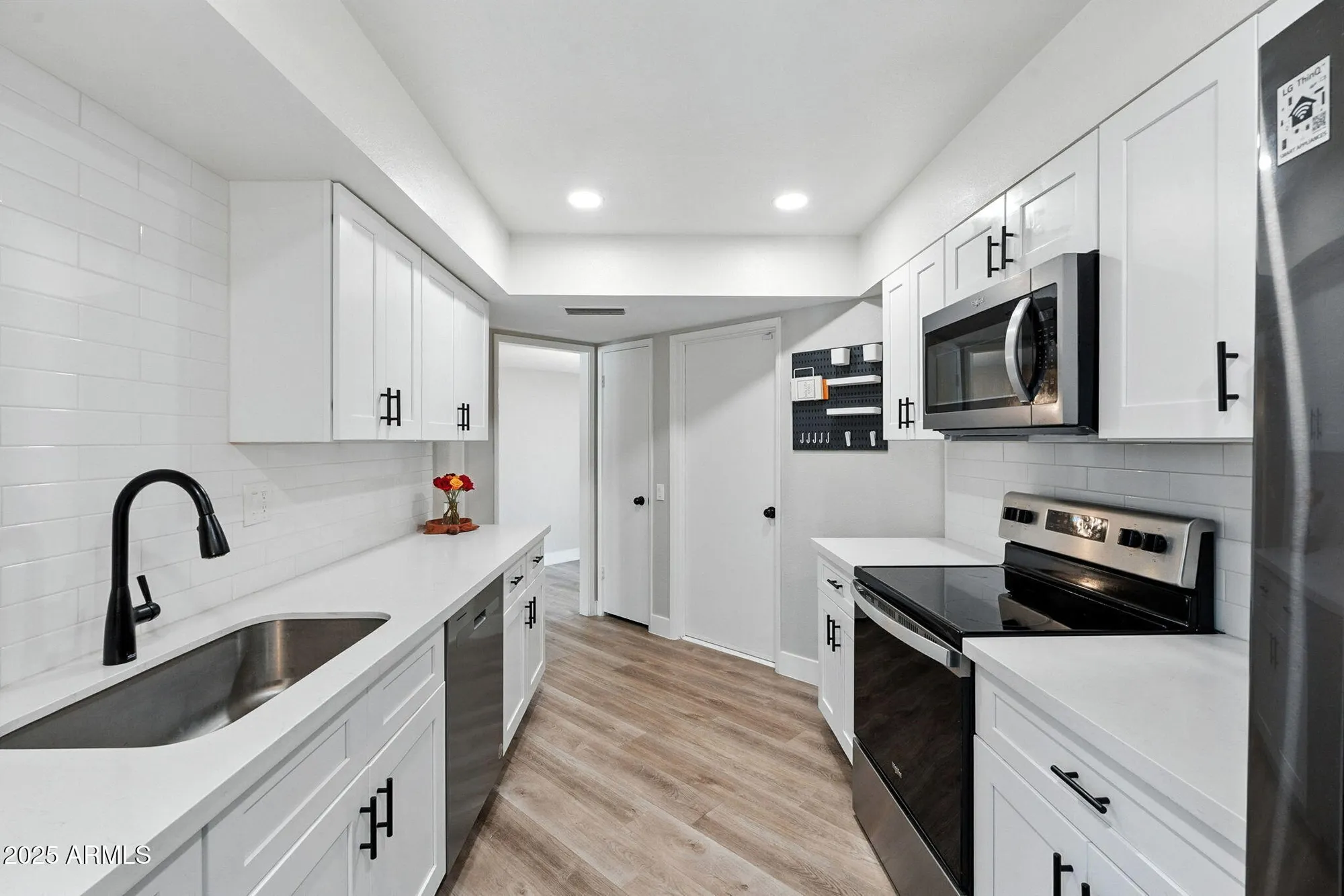 Property Slideshow image 15 of 33 | 10634 w hutton dr, Sun City, AZ, 85351