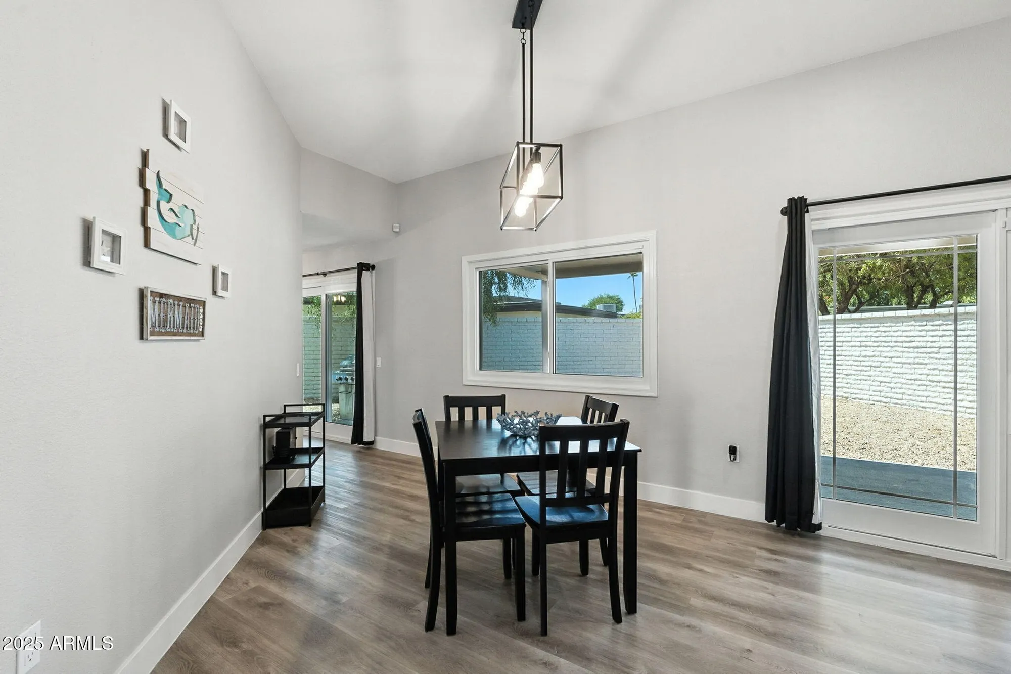 Property Slideshow image 19 of 33 | 10634 w hutton dr, Sun City, AZ, 85351