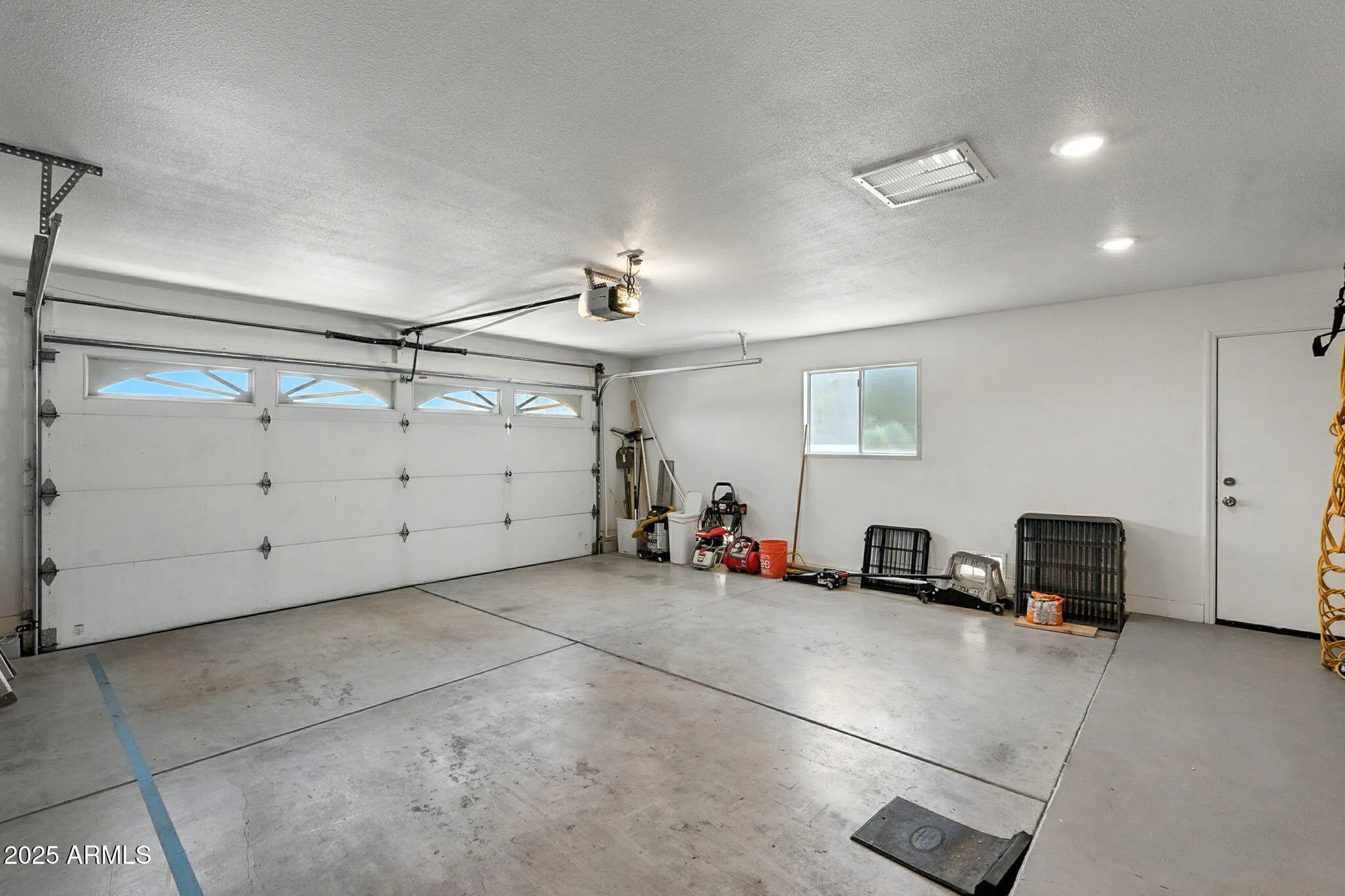 Property Slideshow image 29 of 33 | 10634 w hutton dr, Sun City, AZ, 85351