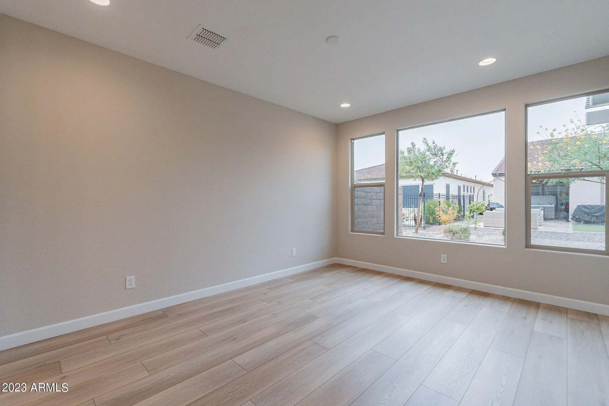 Property Slideshow image 16 of 30 | 286 e citrus hollow way, Queen Creek, AZ, 85140