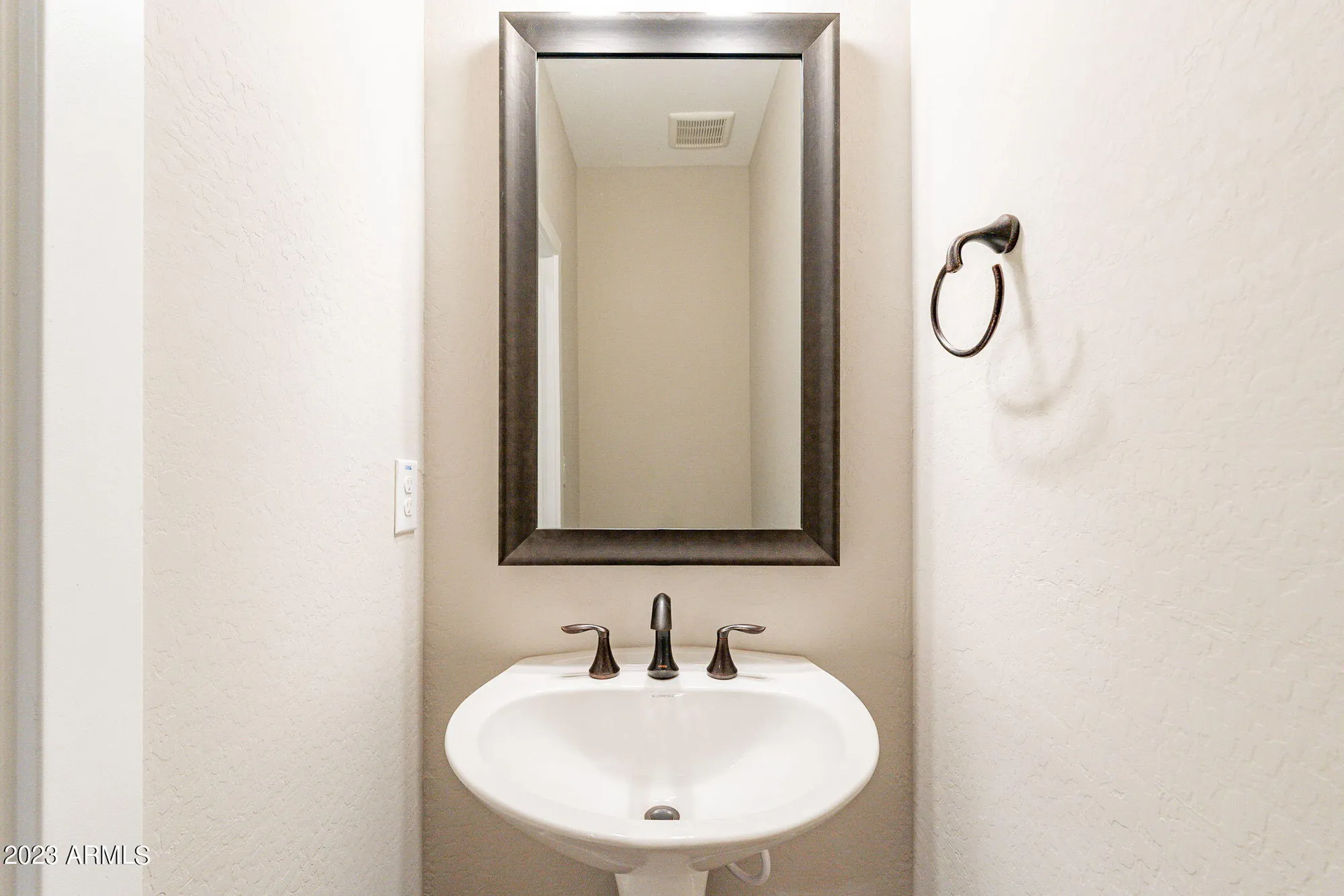 Property Slideshow image 18 of 30 | 286 e citrus hollow way, Queen Creek, AZ, 85140