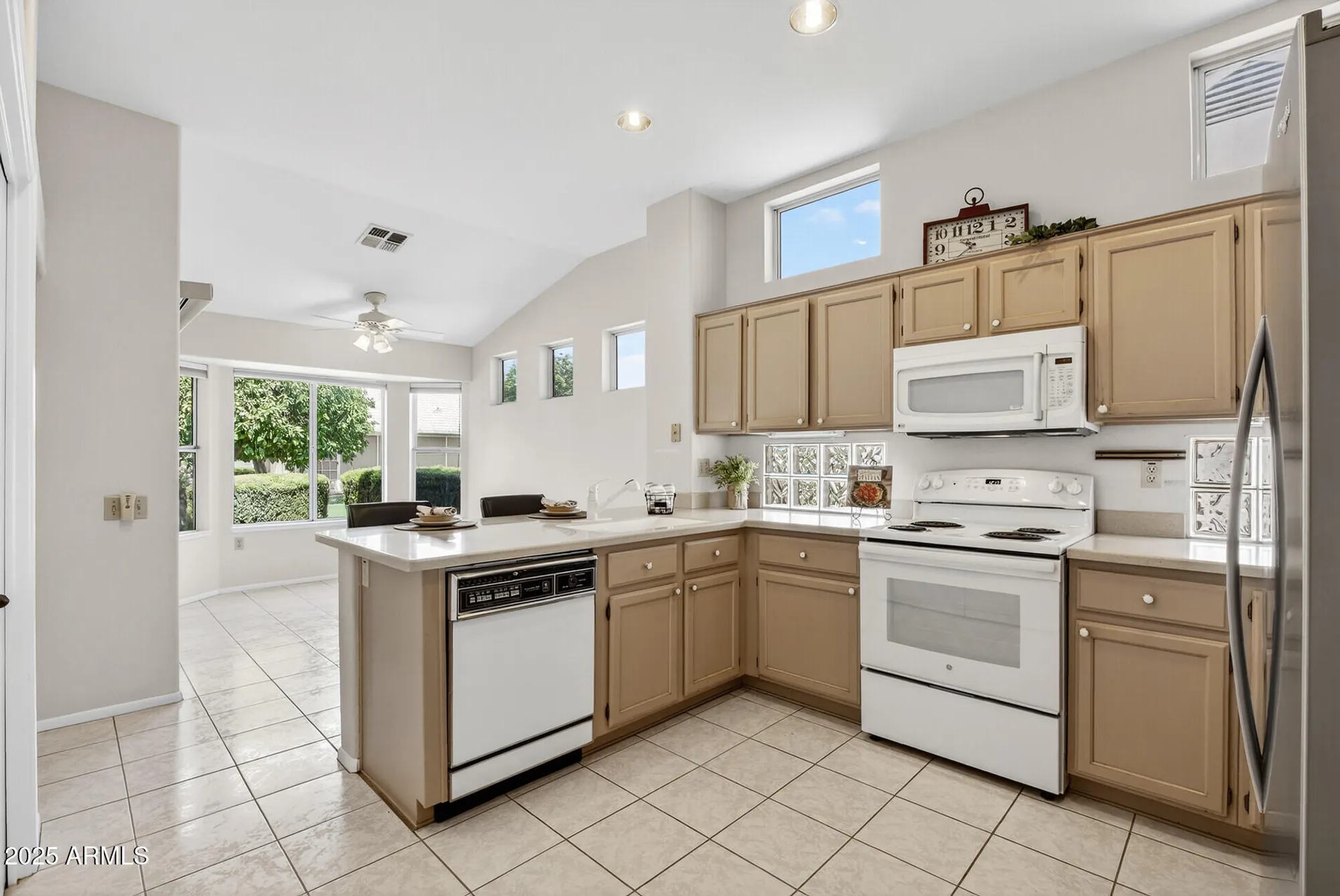 Property Slideshow image 8 of 49 | 14140 w circle ridge dr, Sun City West, AZ, 85375