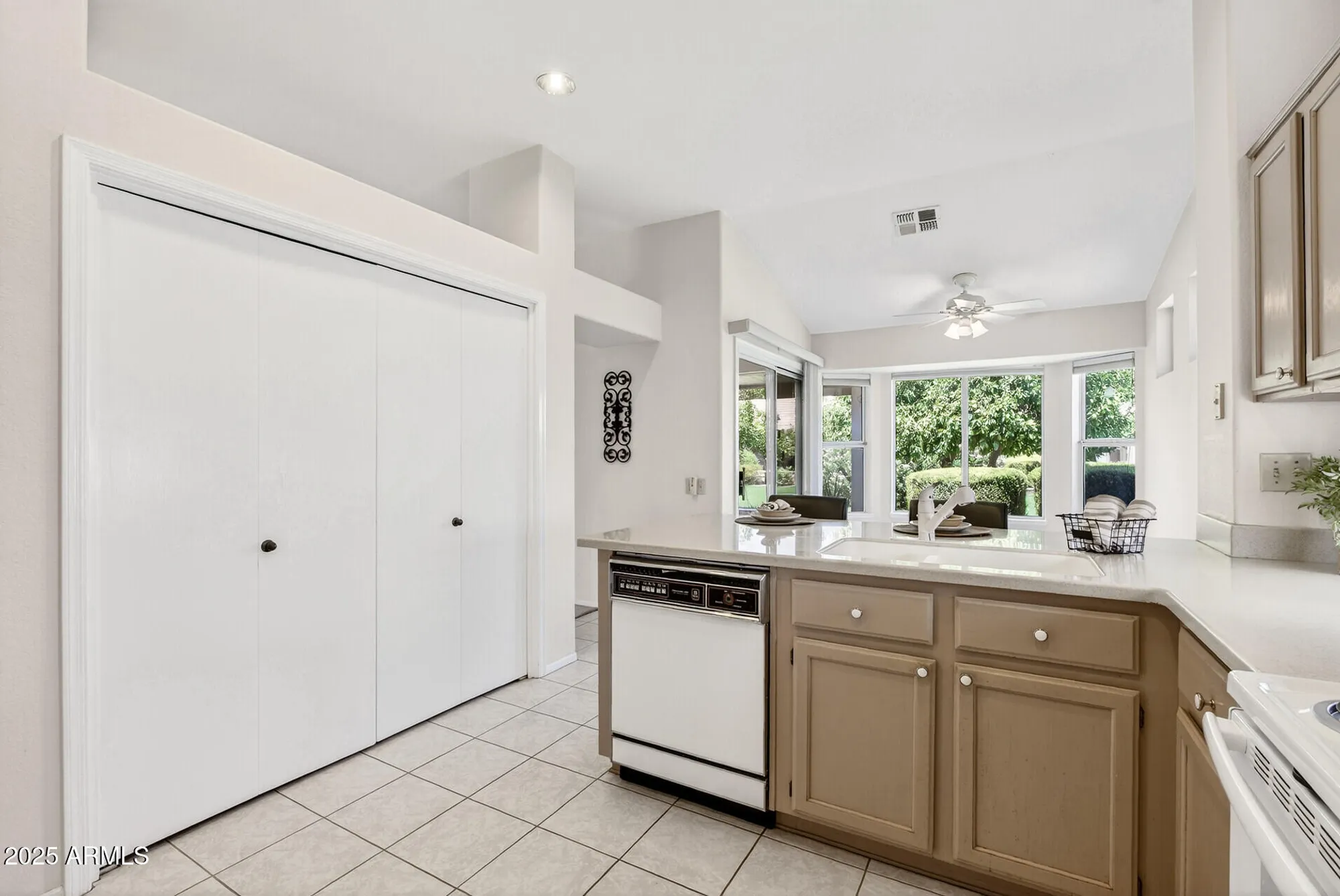 Property Slideshow image 10 of 49 | 14140 w circle ridge dr, Sun City West, AZ, 85375