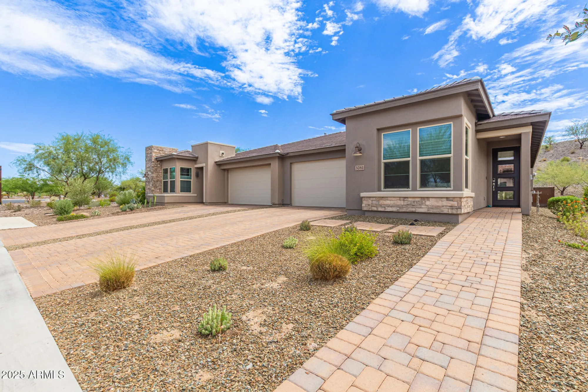 Property Slideshow image 6 of 39 | 3261 maverick dr, Wickenburg, AZ, 85390