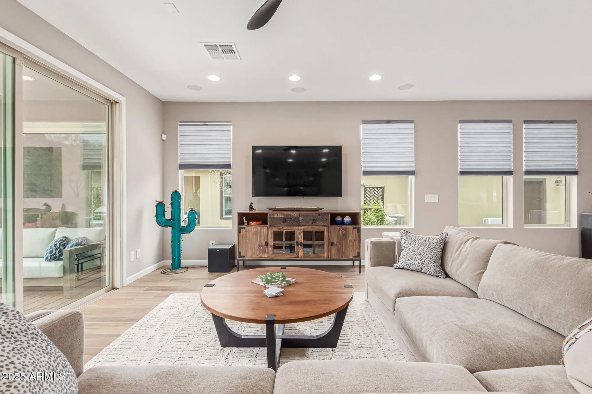 Property Slideshow image 2 of 39 | 3261 maverick dr, Wickenburg, AZ, 85390